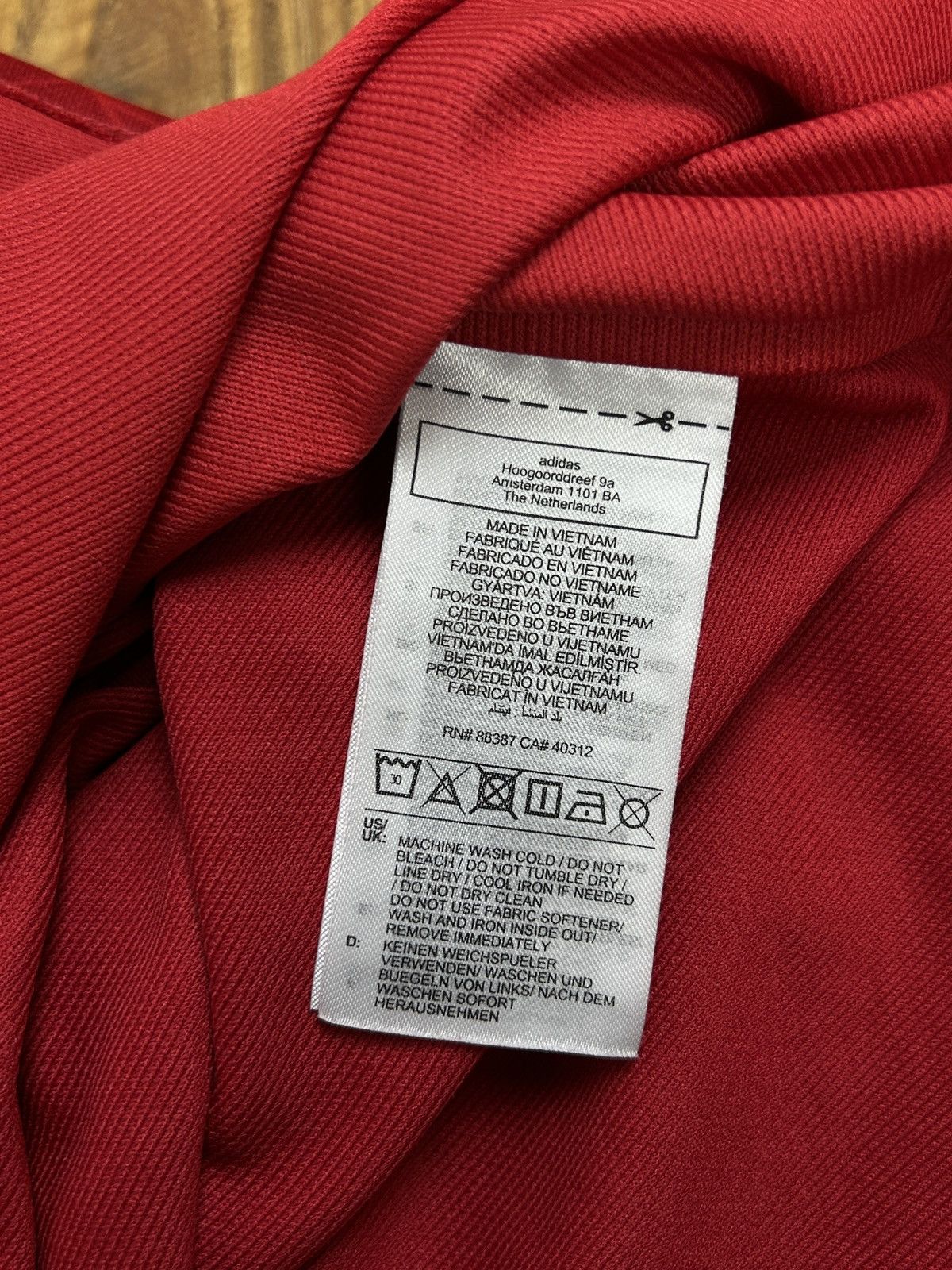 Adidas Adidas Manchester United 2023/24 Home Kit Soccer Jersey L Size US L / EU 52-54 / 3 - 9 Thumbnail