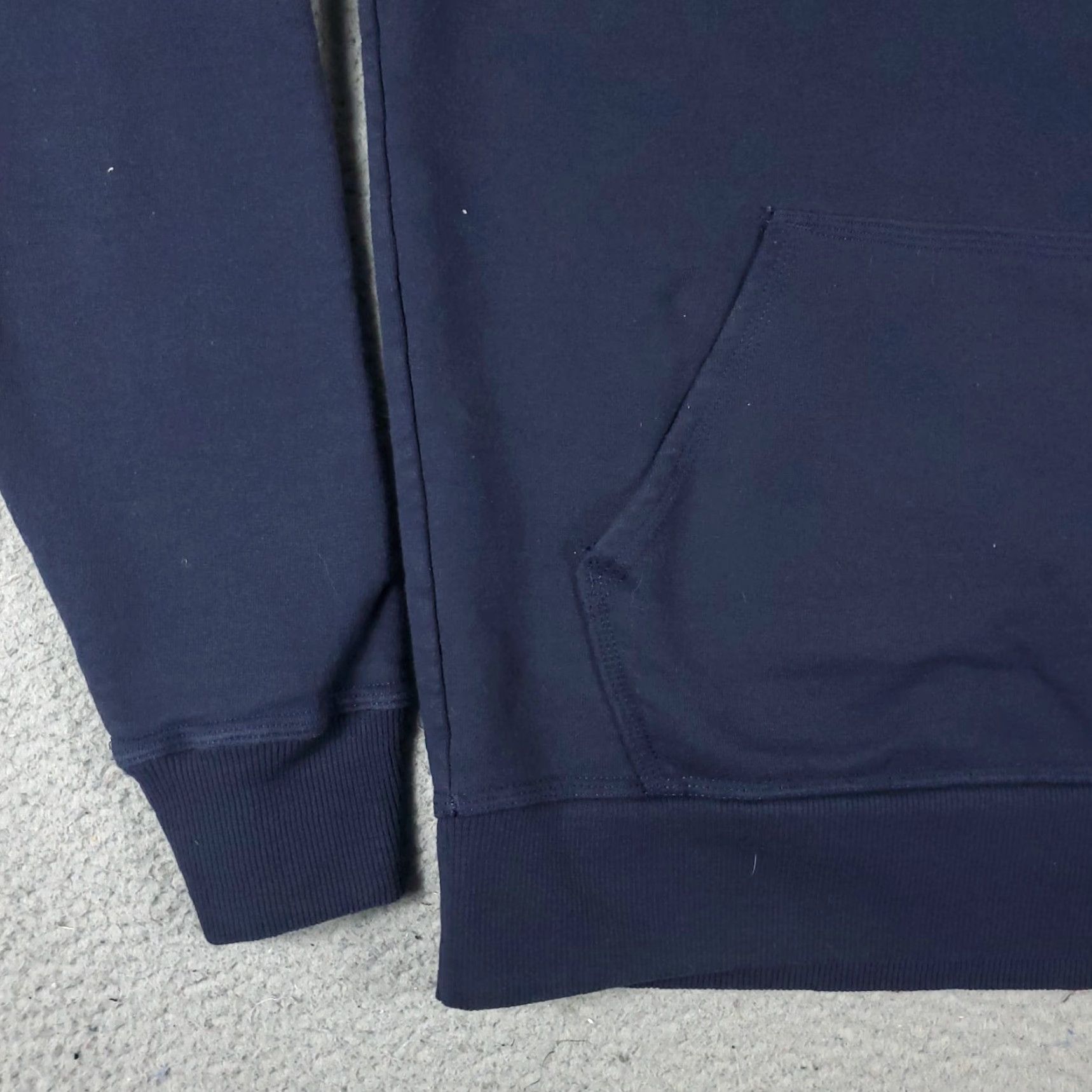 Champion VINTAGE Champion Hoodie Men Medium Navy Blue Pullover Sweatshirt Casual All Seasons Size US M / EU 48-50 / 2 - 4 Thumbnail