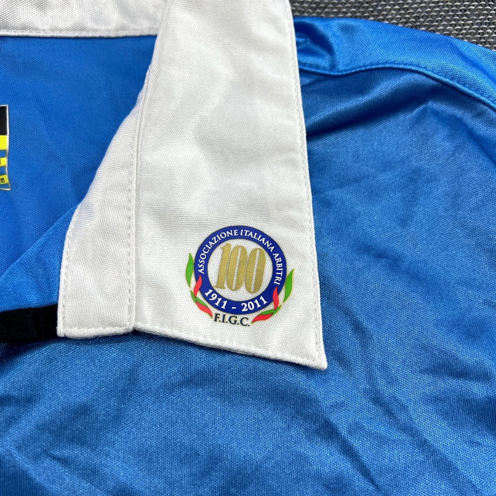Diadora Diadora Italy Referee 2011 Jersey Mens Large Blue Long Sleeve T-Shirt Football Athletic Quick Dry 100th Anniversary Size US L / EU 52-54 / 3 - 4 Thumbnail