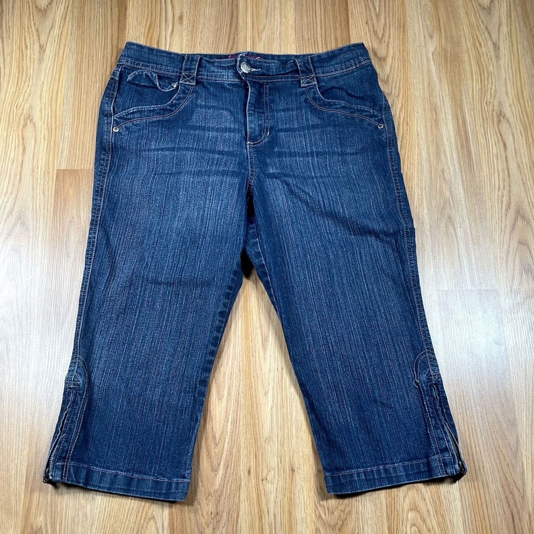 Gloria Vanderbilt Gloria Vanderbilt Denim Capri Shorts Womens 12P Petites Blue Jean Stretch Crop Size 34" / US 12 / IT 48 - 2 Thumbnail