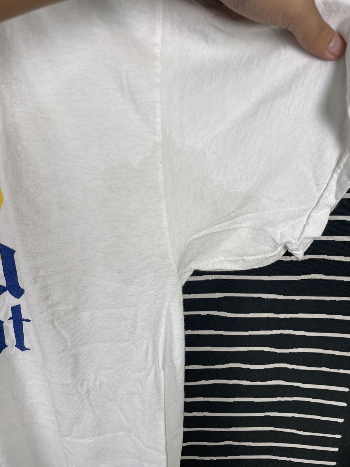 Vintage Vintage Corona Light White Tshirt Size US XL / EU 56 / 4 - 4 Thumbnail