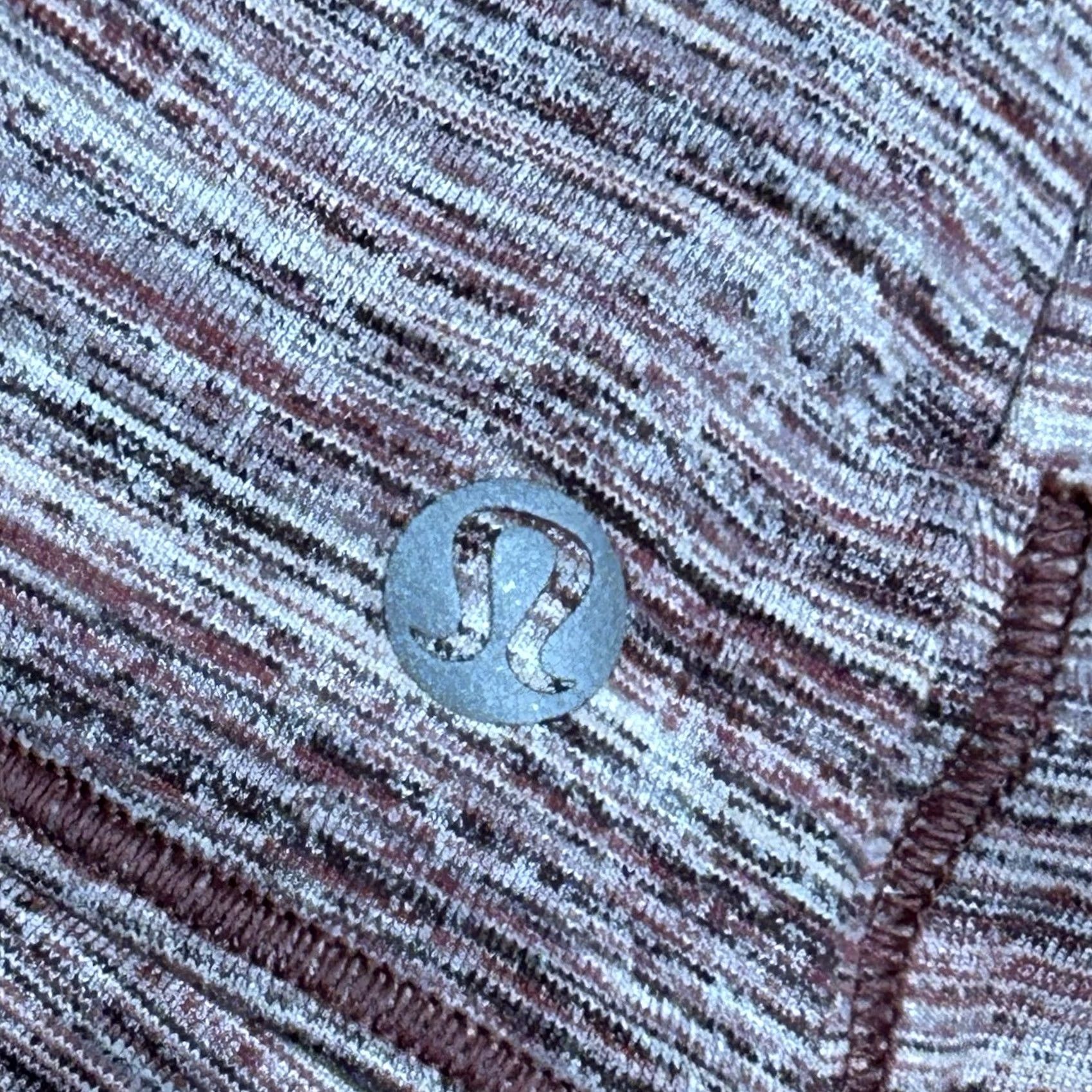 Lululemon VINTAGE Lululemon Close to Crossing Top Long Sleeve Women’s Small Size S / US 4 / IT 40 - 4 Thumbnail
