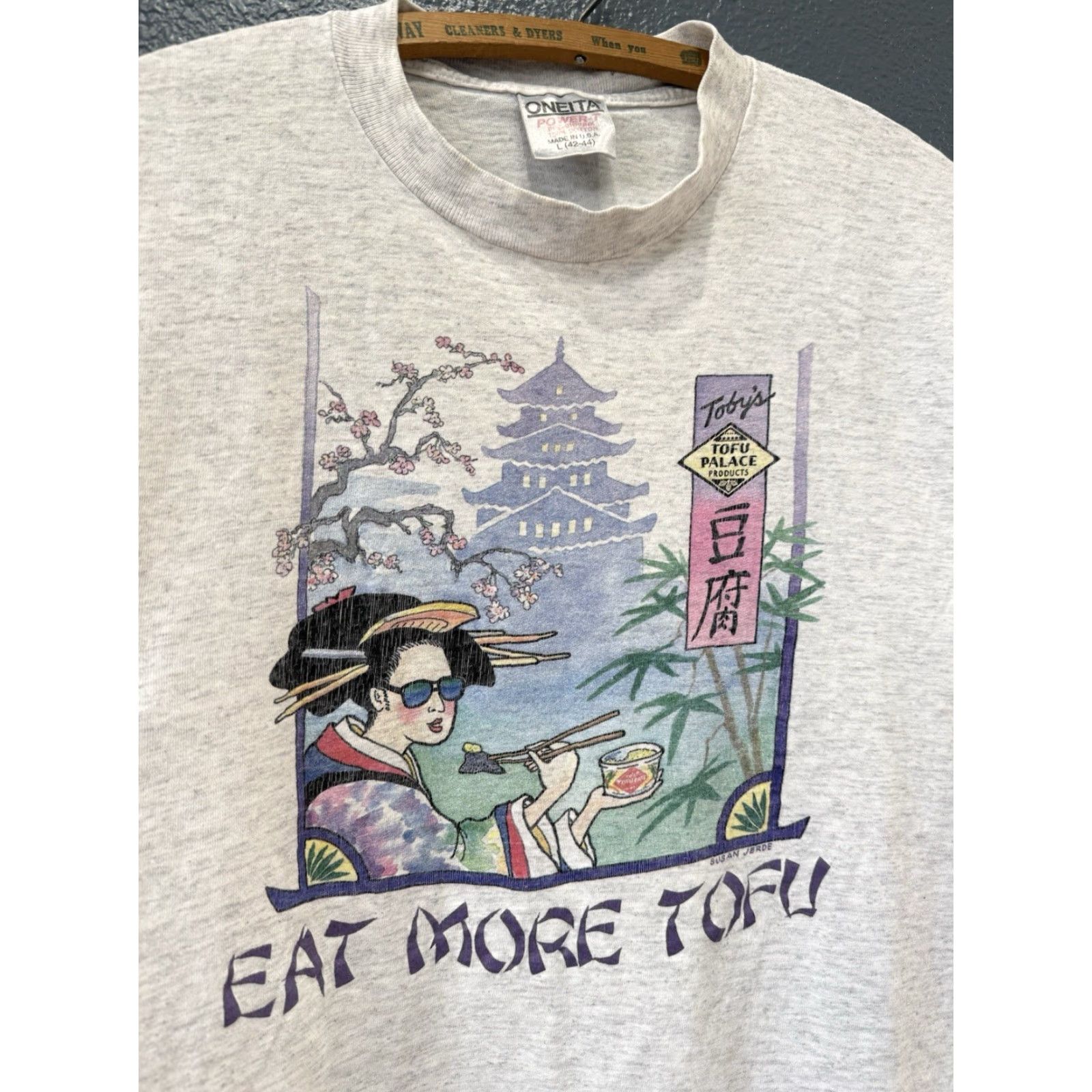 Palace VINTAGE 90s Onetia T-Shirt Gray Large Mens Shirt 90s Toby’s Tofu Palace Oregon Size US L / EU 52-54 / 3 - 4 Thumbnail