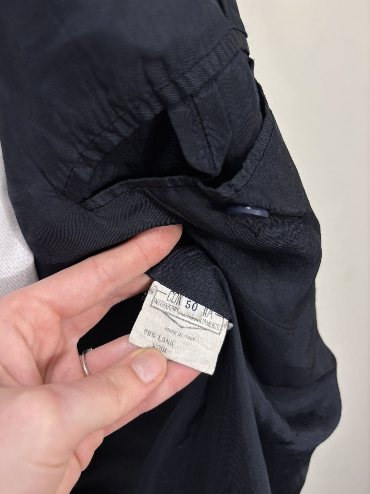 Valentino Vintage Valentino 1980s Wool Cashmere Double Breasted Coat Size US M / EU 48-50 / 2 - 13 Thumbnail
