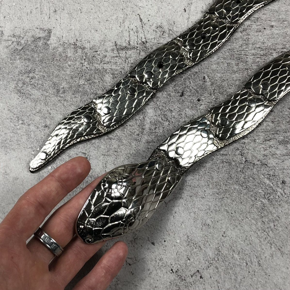 Vintage Y2K Vintage Silver Chrome Python Snake Buckle Leather Belt Size ONE SIZE - 6 Thumbnail