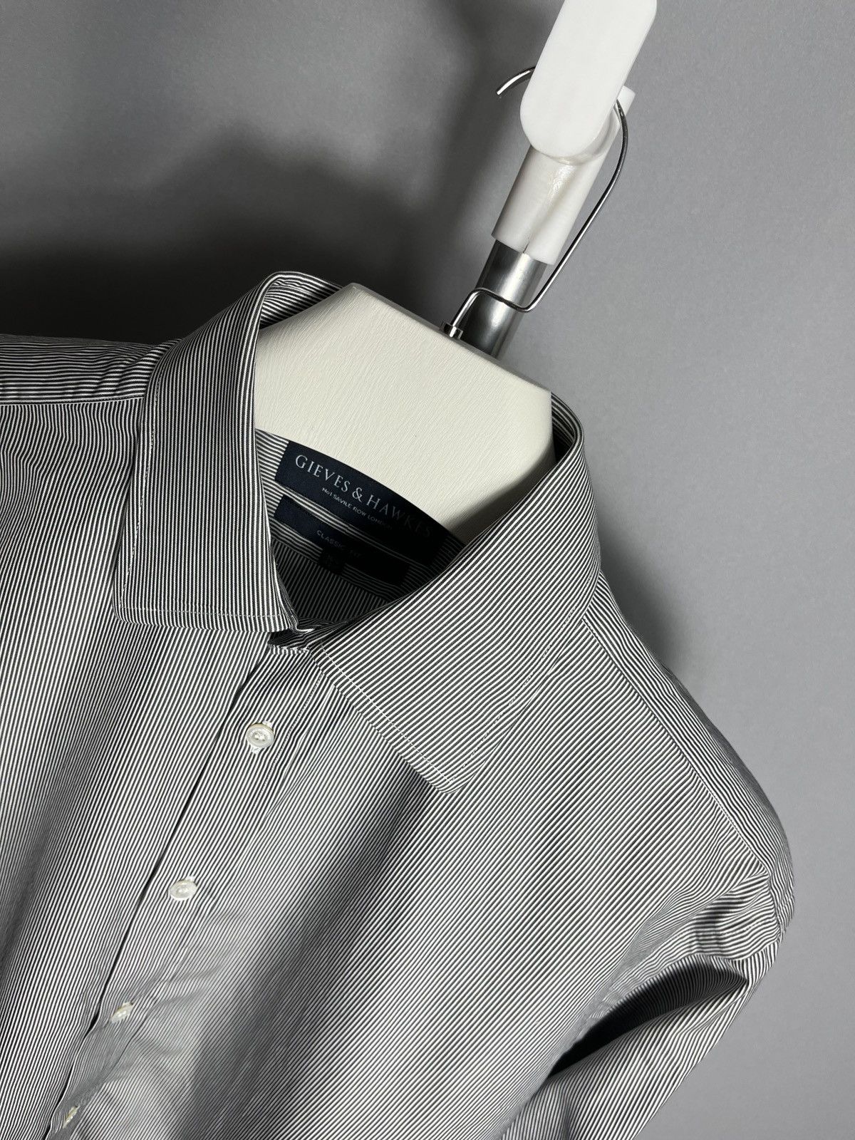 Gieves & Hawkes Gieves & Hawkes Shirt Mens Collar Striped Gray Double Cuff Size US XL / EU 56 / 4 - 2 Thumbnail