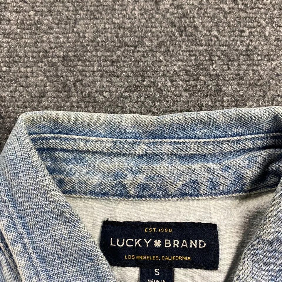 Lucky Brand Lucky Brand Shirt Women's Small Floral Pearl Snap Crop Size S / US 4 / IT 40 - 4 Thumbnail