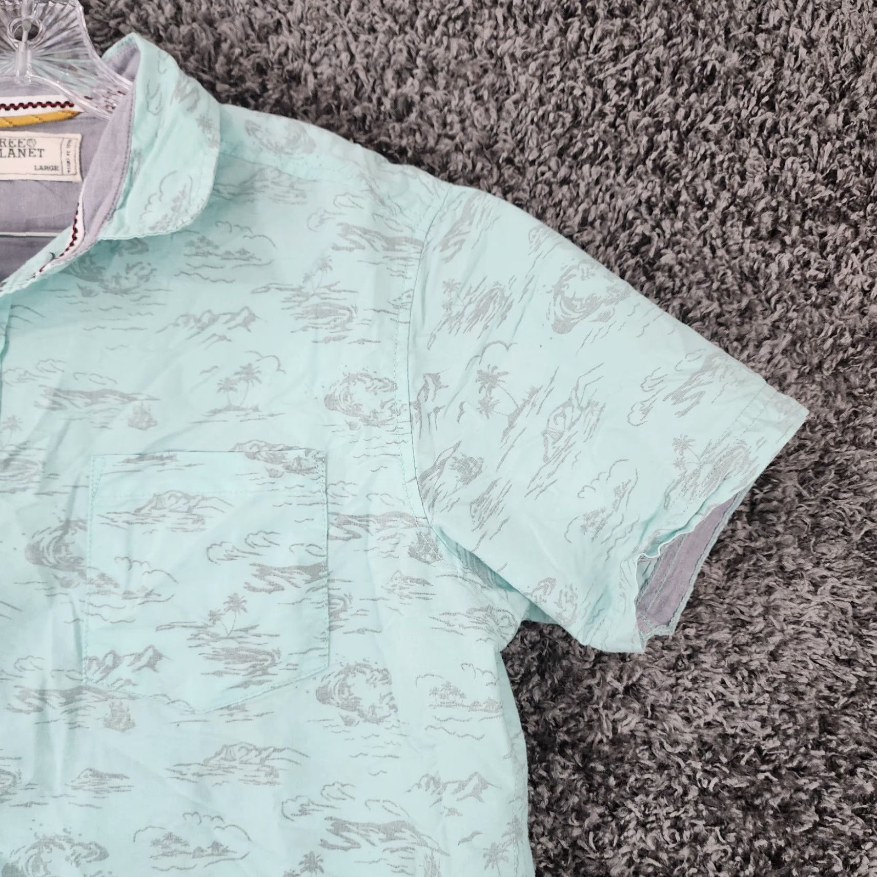 Vintage FREE PLANET Men's Blue Short Sleeve Button-Up Shirt Palm Tree Cotton Blend Size L Size US 33 - 3 Thumbnail