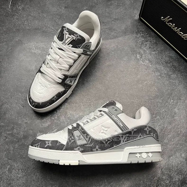 Louis Vuitton Louis Vuitton TRAINER Grey and White Denim shoes Size US 7.5 / EU 40-41 - 8 Thumbnail