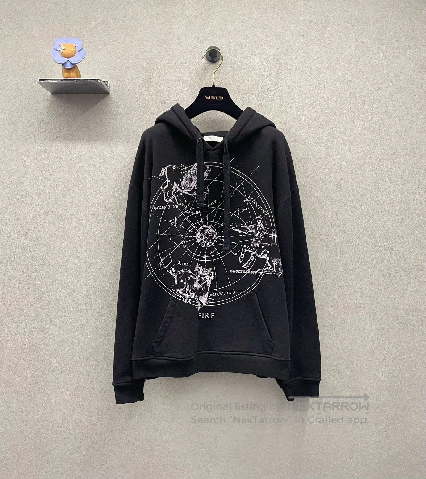 Valentino Valentino Black Sweatshirt Size L. Size US L / EU 52-54 / 3 - 1 Thumbnail