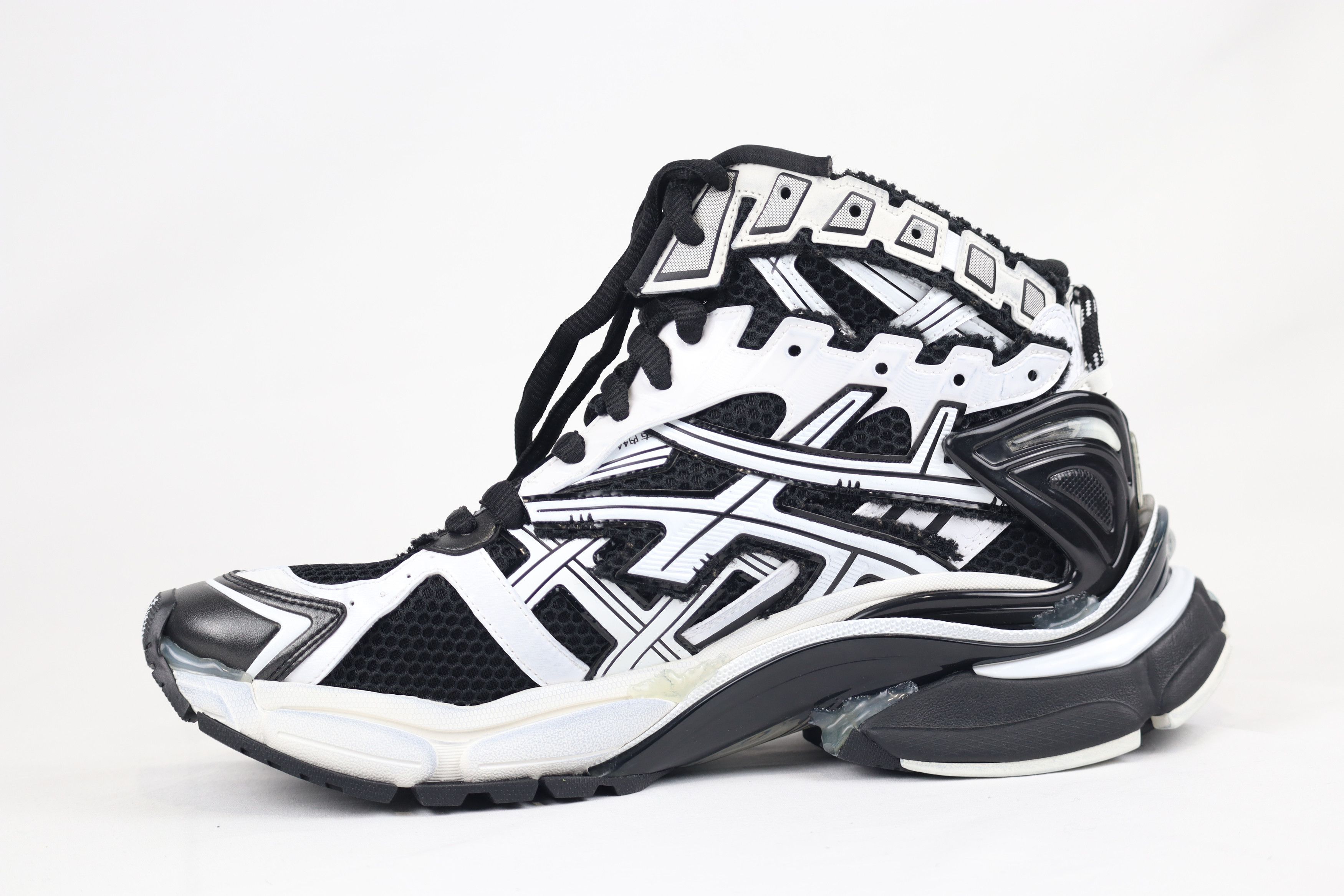 Balenciaga o1rshd1 Runner Hightop Bicol in White/Black Size US 13 / EU 46 - 2 Thumbnail