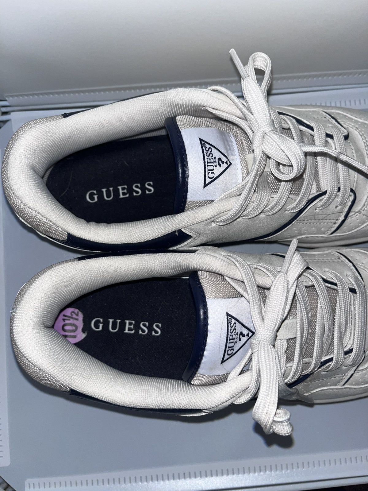 Guess Guess shoes Size US 10.5 / EU 43-44 - 1 Thumbnail
