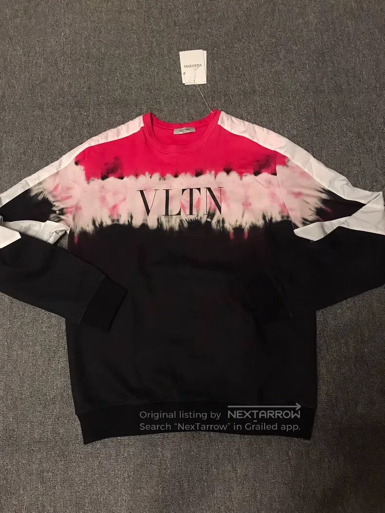 Valentino Valentino Letters with gradient smudged sweatshirt Size L / US 10 / IT 46 - 3 Thumbnail