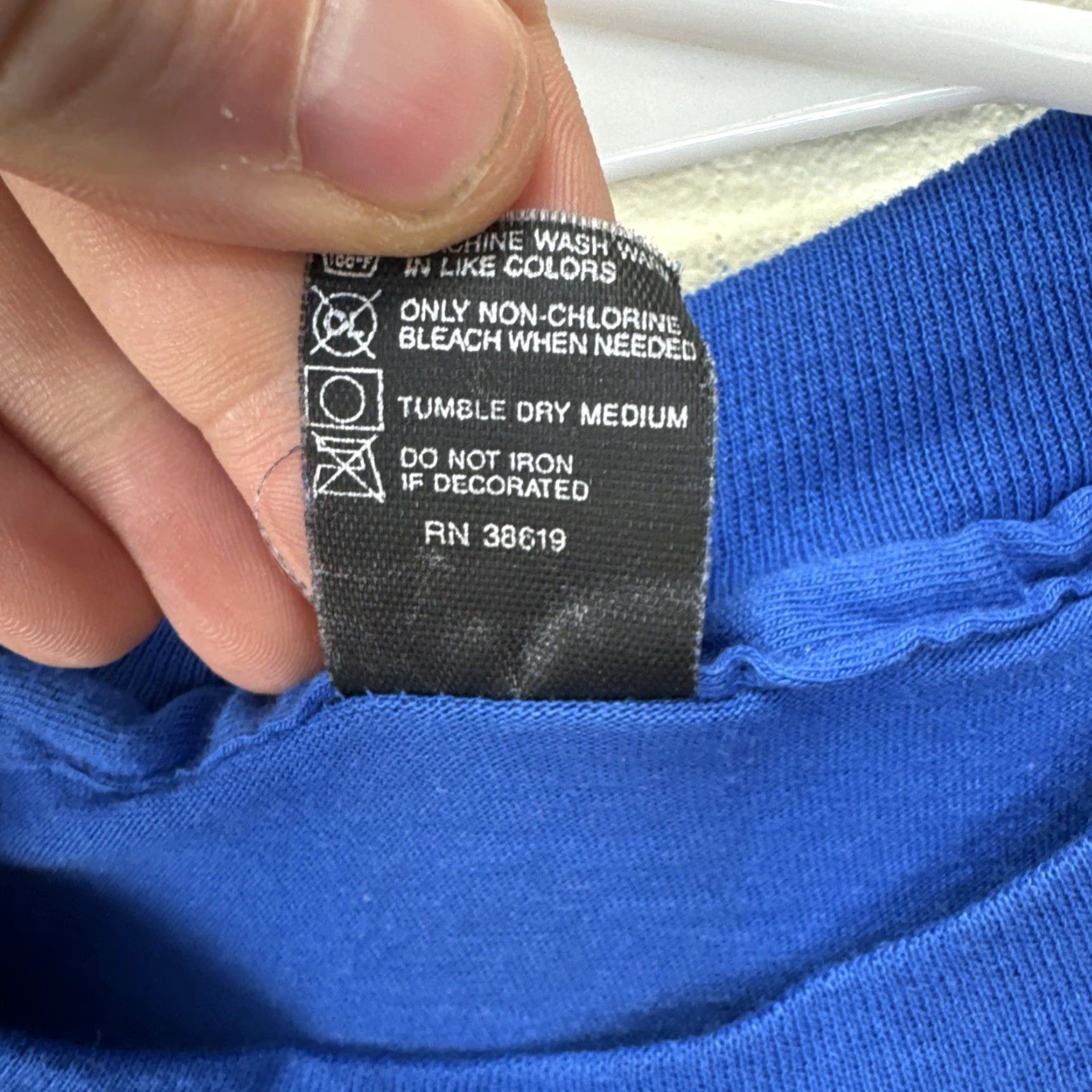 Anvil VINTAGE Seagrams VO T Shirt Blue Large Anvil Black Tag Shirt Men 80s USA Alcohol Linked Logo 80s Mens Blue T-Shirt Size US L / EU 52-54 / 3 - 3 Thumbnail
