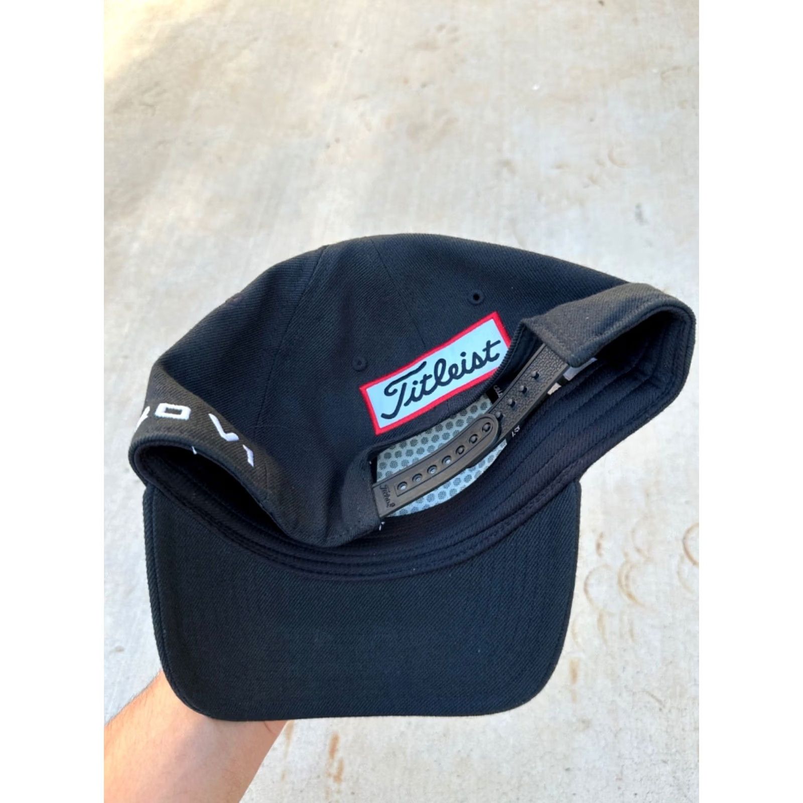 Titleist Titleist Golf Hat Cap Snapback Black Pro V1 FJ Mens One Size Size ONE SIZE - 2 Thumbnail