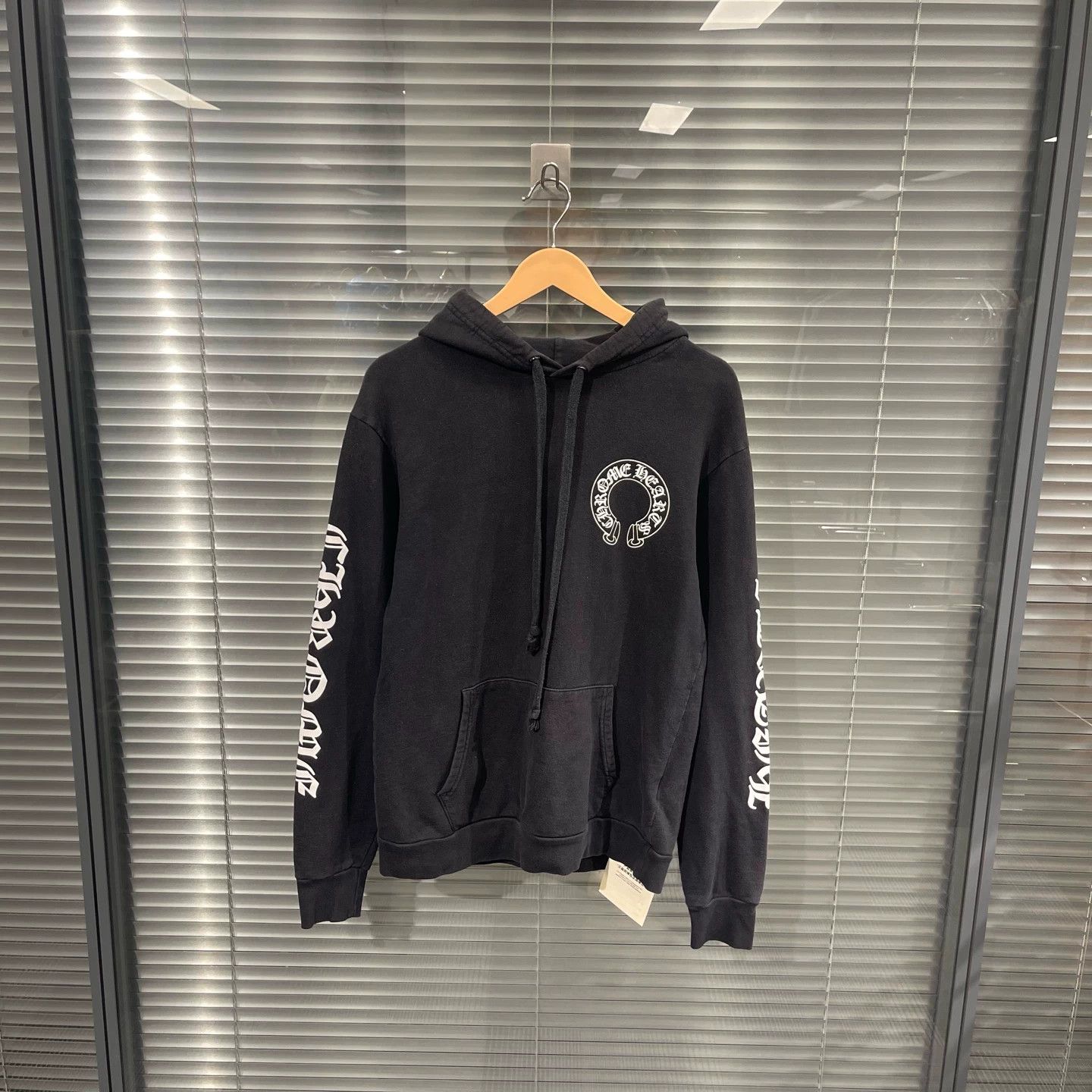 Chrome Hearts Chrome Hearts MattyBoy Red Lips Hoodie Black M Size US M / EU 48-50 / 2 - 2 Thumbnail