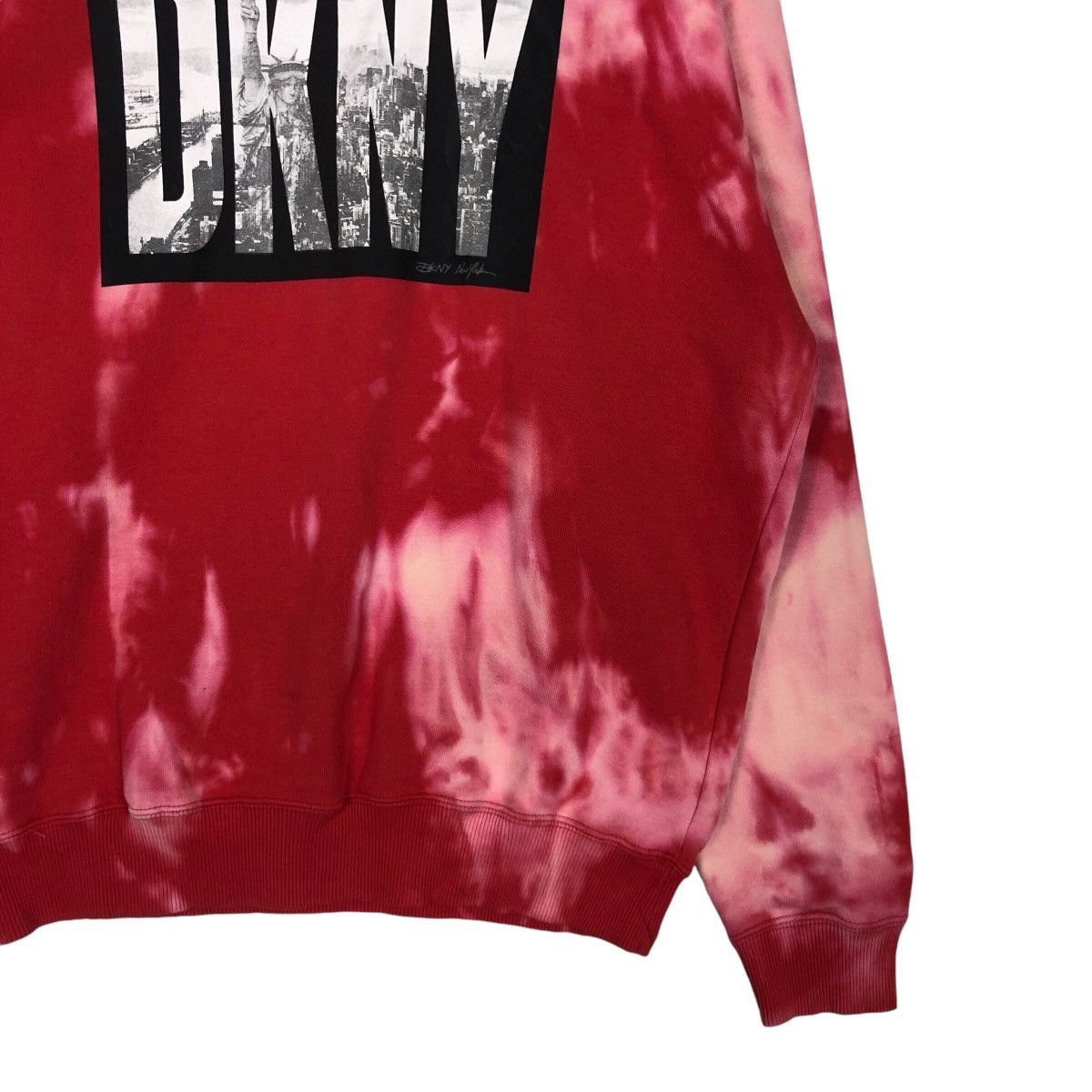 DKNY × Vintage Vintage Large DKNY Tye Dye Sweatshirt Large Size US L / EU 52-54 / 3 - 4 Thumbnail