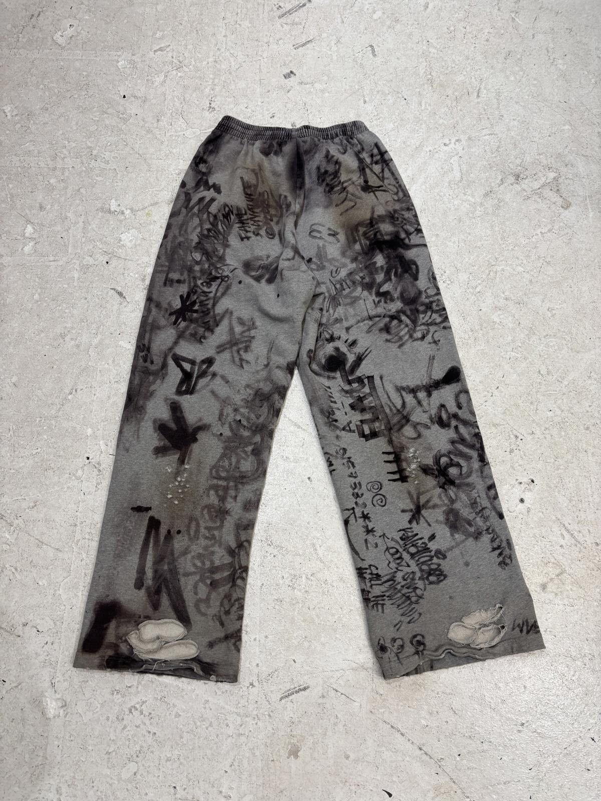 Balenciaga Balenciaga Sweat Pants Size US 34 / EU 50 - 2 Thumbnail