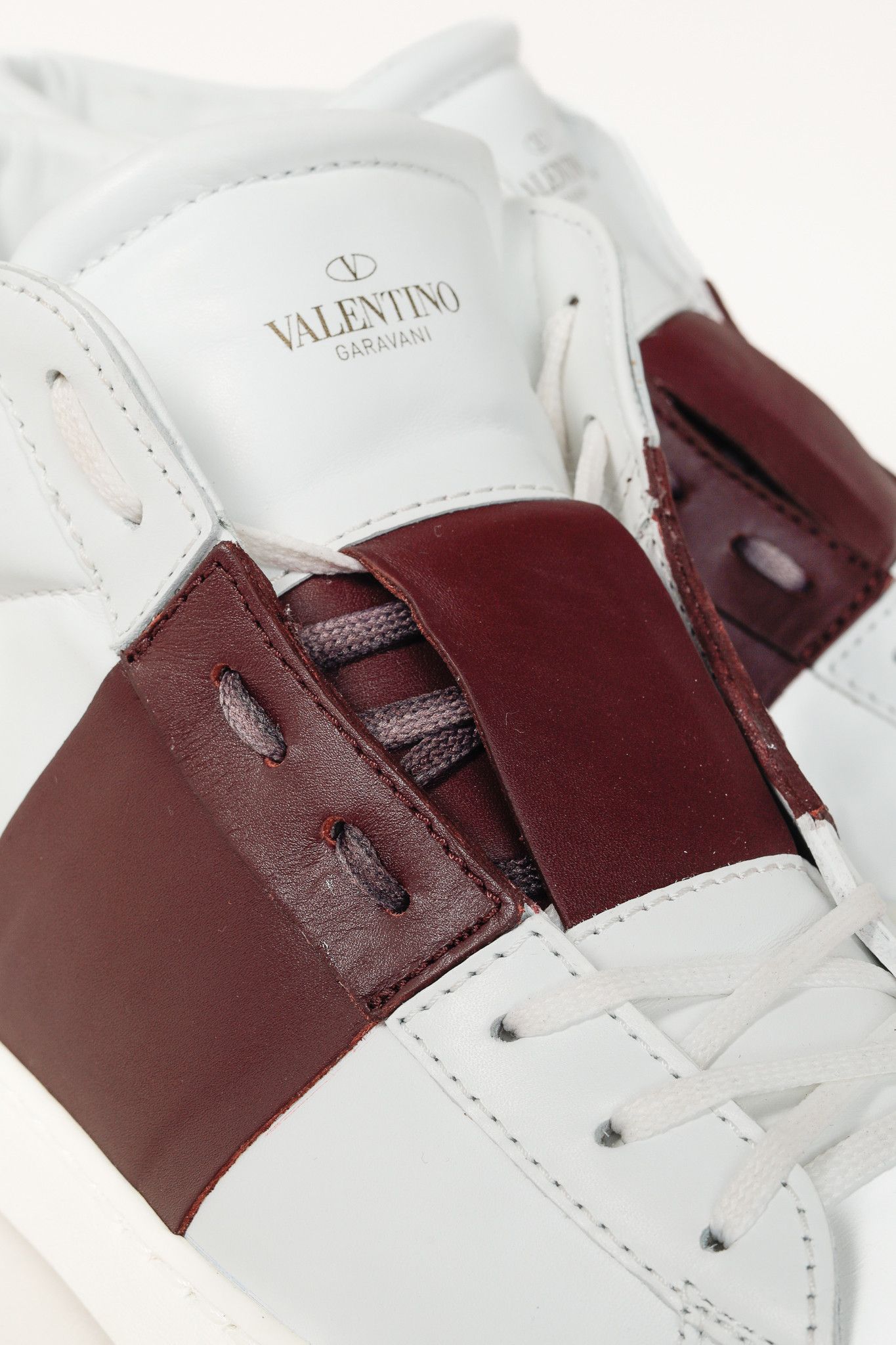 Valentino Valentino Garavani Men's White & Burgundy Leather Sneakers Size US 11 / EU 44 - 7 Thumbnail