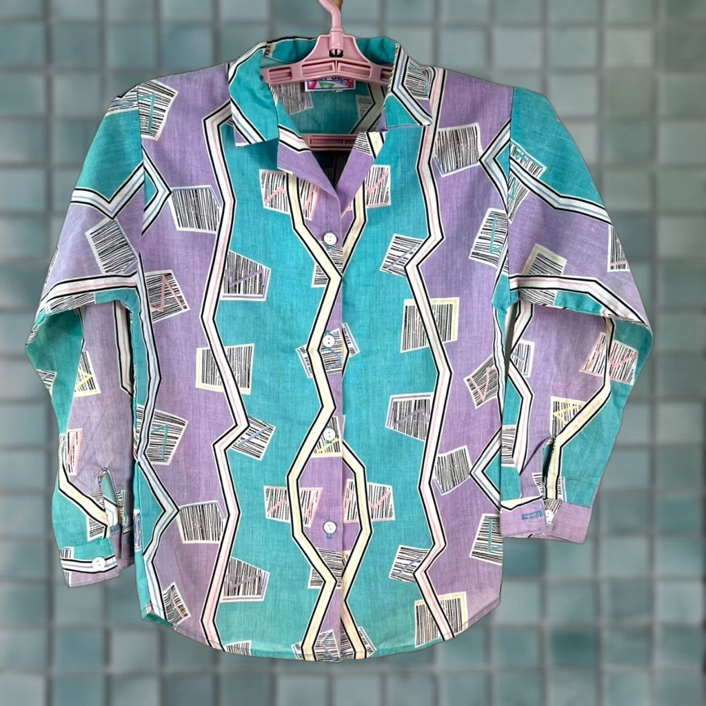 Vintage VINTAGE Jet Set Blouse Womens Size 8 Purple Geometric Retro 70s 80s Casual Classic US Made Size M / US 6-8 / IT 42-44 - 1 Thumbnail