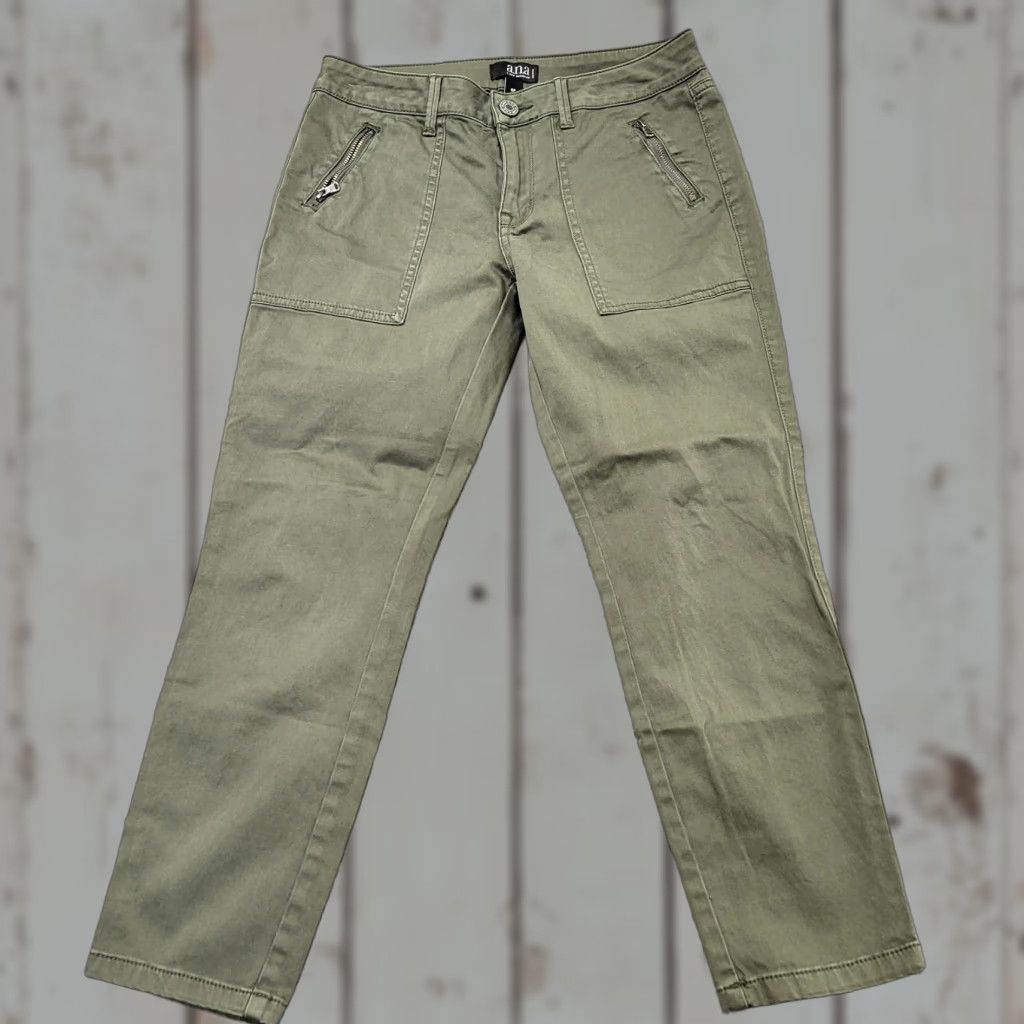 Olive a.n.a. A New Approach Women's Size 6 Petite Olive Green Cargo Pants Cropped Zip Size 28" / US 6 / IT 42 - 1 Thumbnail