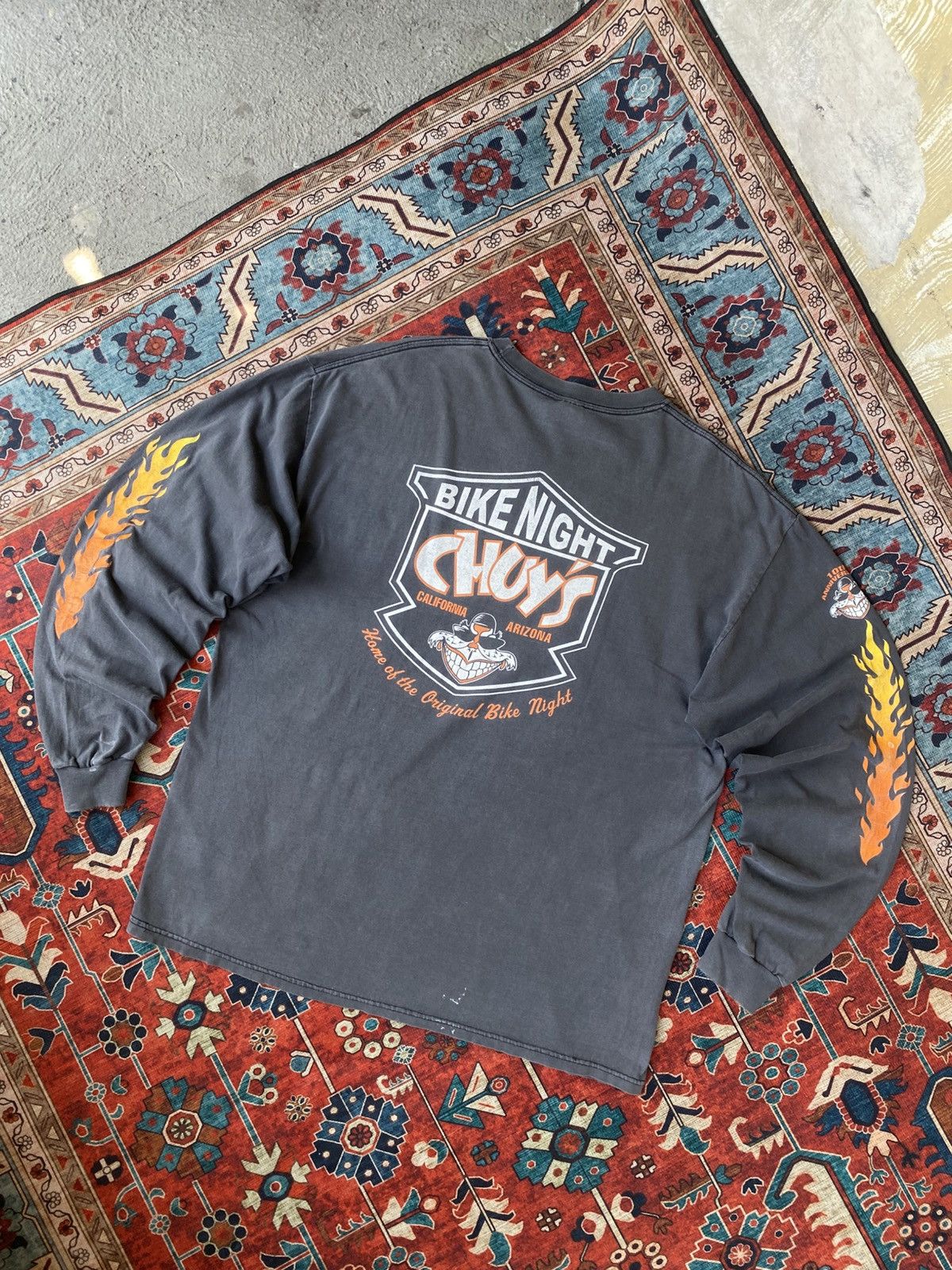 Vintage SOLD OUT Vintage Chuy’s Bike Night Flamine sleeve Size US XL / EU 56 / 4 - 9 Thumbnail
