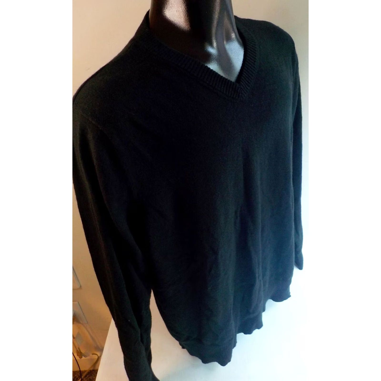 The North Face The North Face V-Neck Pullover Sweater Black Cotton/Wool SZ LARGE Mens Regular Knits Solid Ribbed Neckline Cuffs Hem Tag Good Condition Size US L / EU 52-54 / 3 - 4 Thumbnail