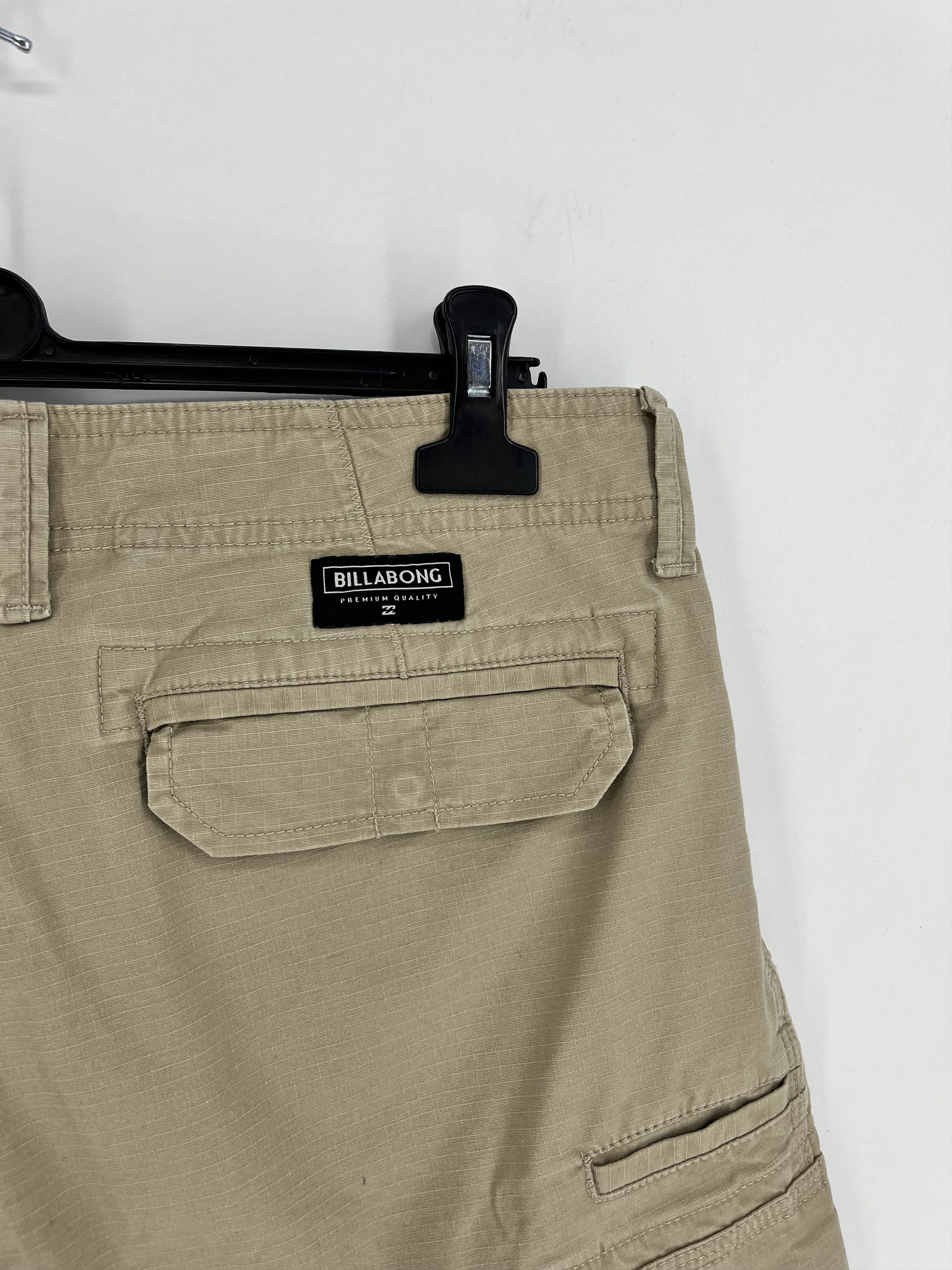 Billabong × Vintage Crazy Vintage Y2K Billabong Cargo Shorts Baggy Skater Grunge Size US 33 - 9 Thumbnail