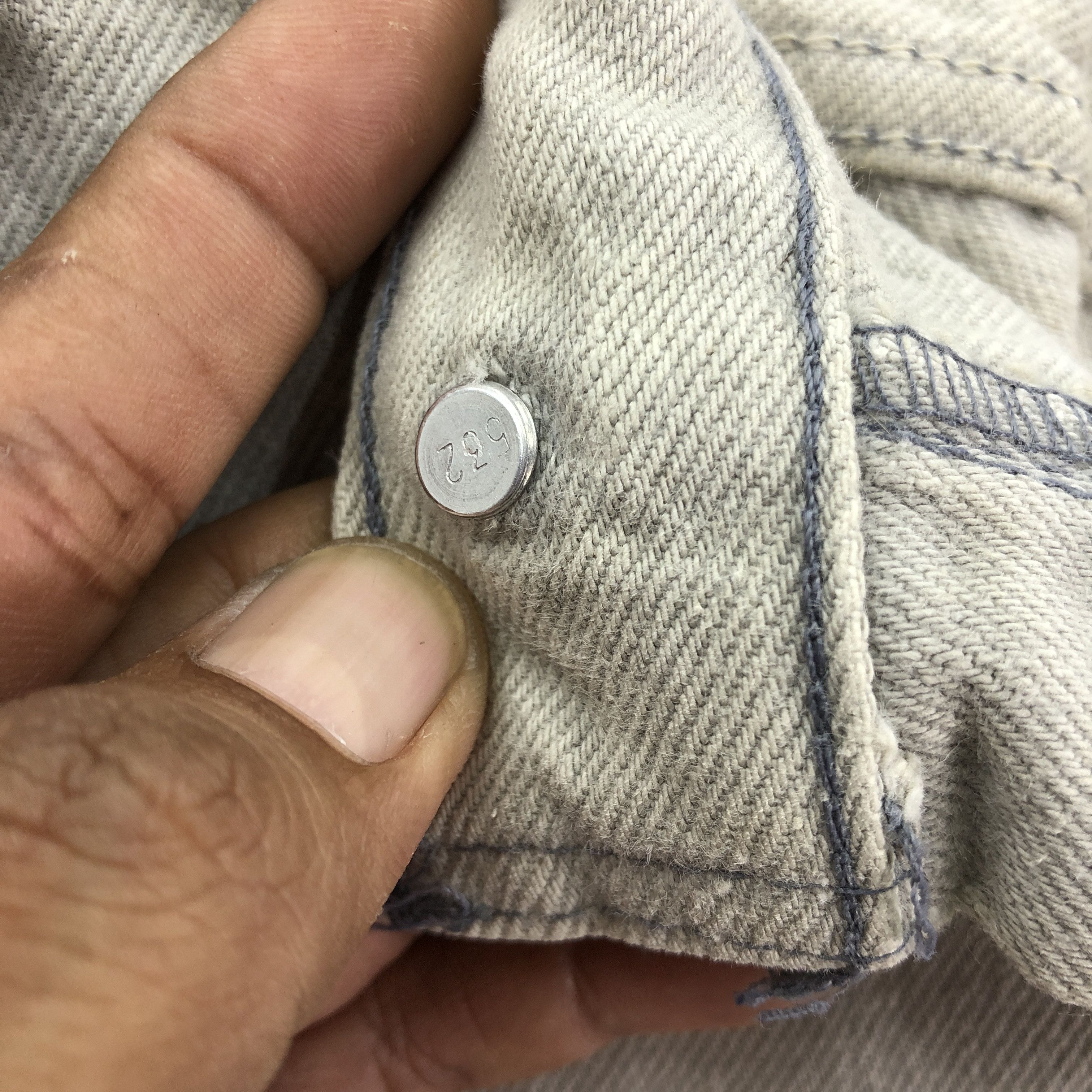 Levi's Vintage Levis 501 Jeans Levi's Faded Gray Ash Denim Pants Size US 36 / EU 52 - 7 Thumbnail