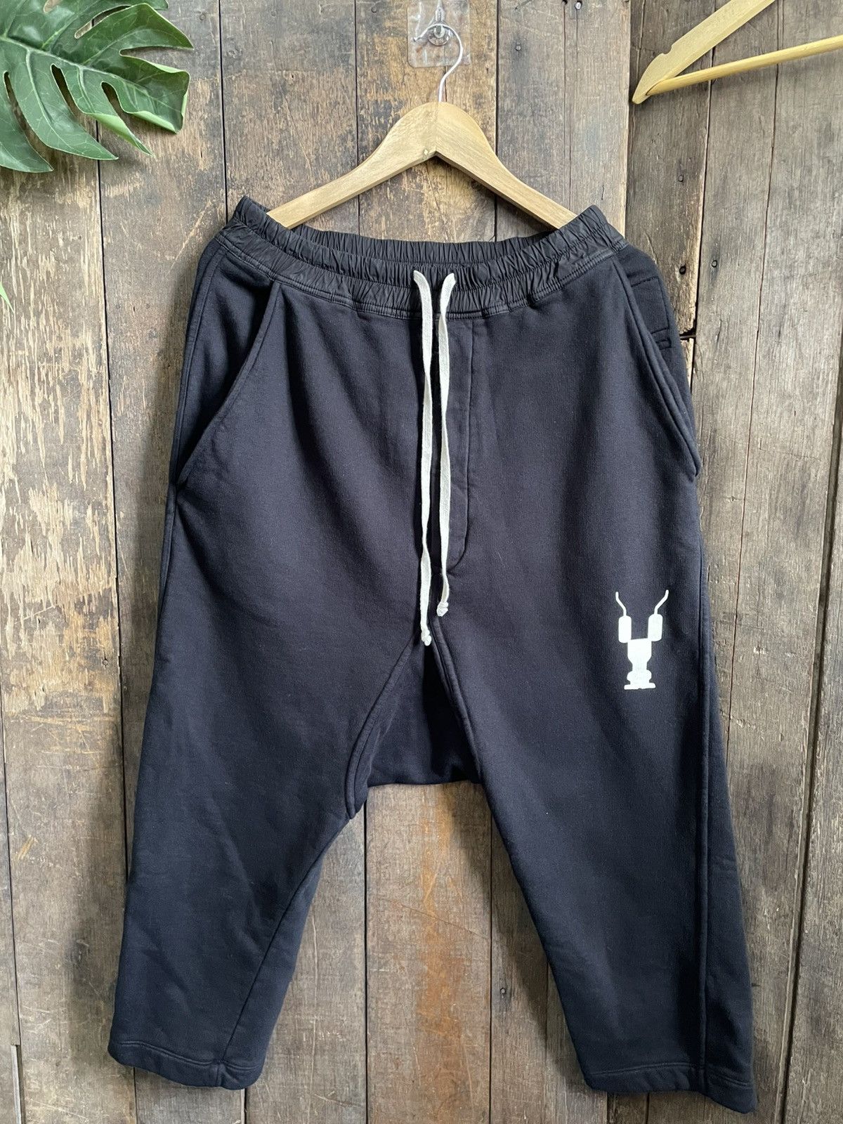 Rick Owens × Rick Owens Drkshdw Rick Owen Drksdw Drop Crotch Sweatpant Size US 33 - 1 Thumbnail