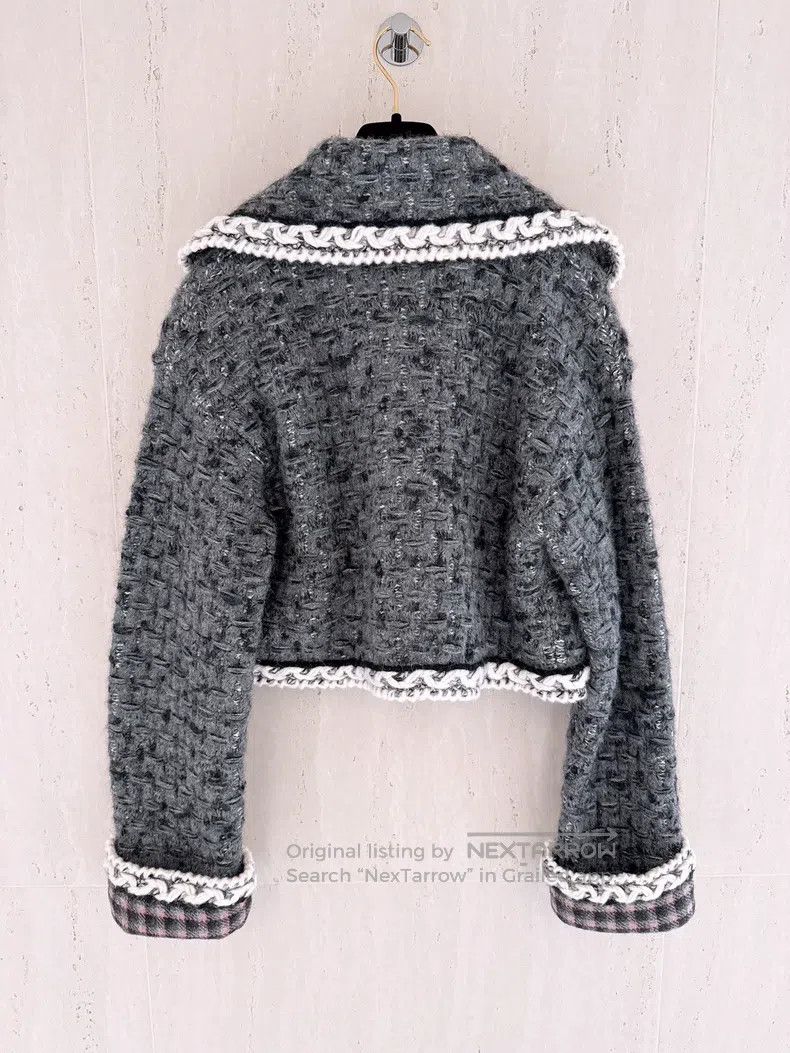 Chanel Chanel 21B Autumn and Winter Preview Gray Ox Horn Buckle C Size XS / US 0-2 / IT 36-38 - 2 Thumbnail