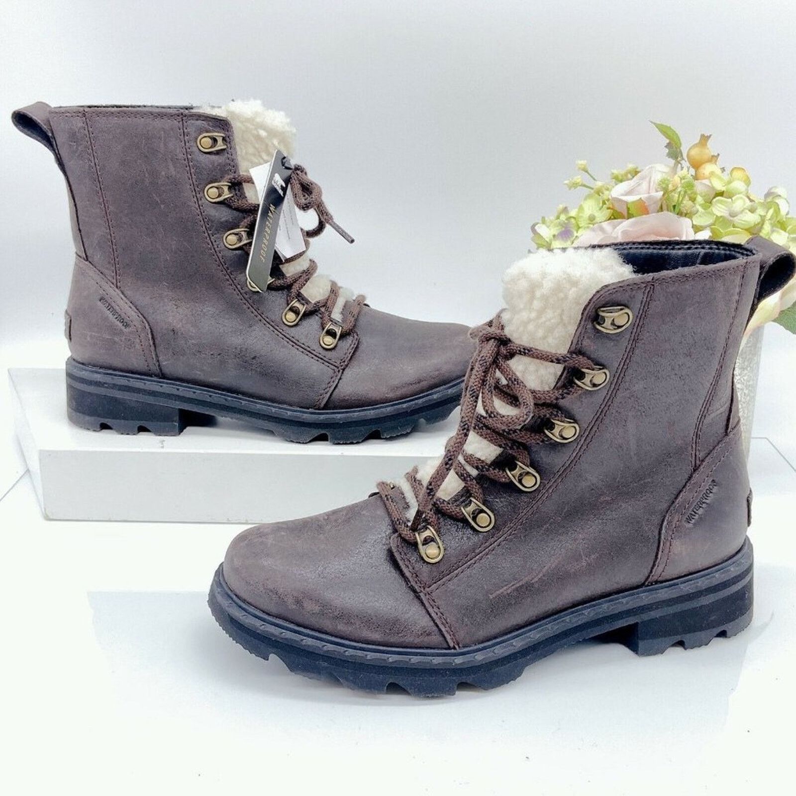 SOREL Sorel Lennox Lace Cozy Shearling Waterproof Boots - Size 8 Size US 8 / IT 38 - 3 Thumbnail