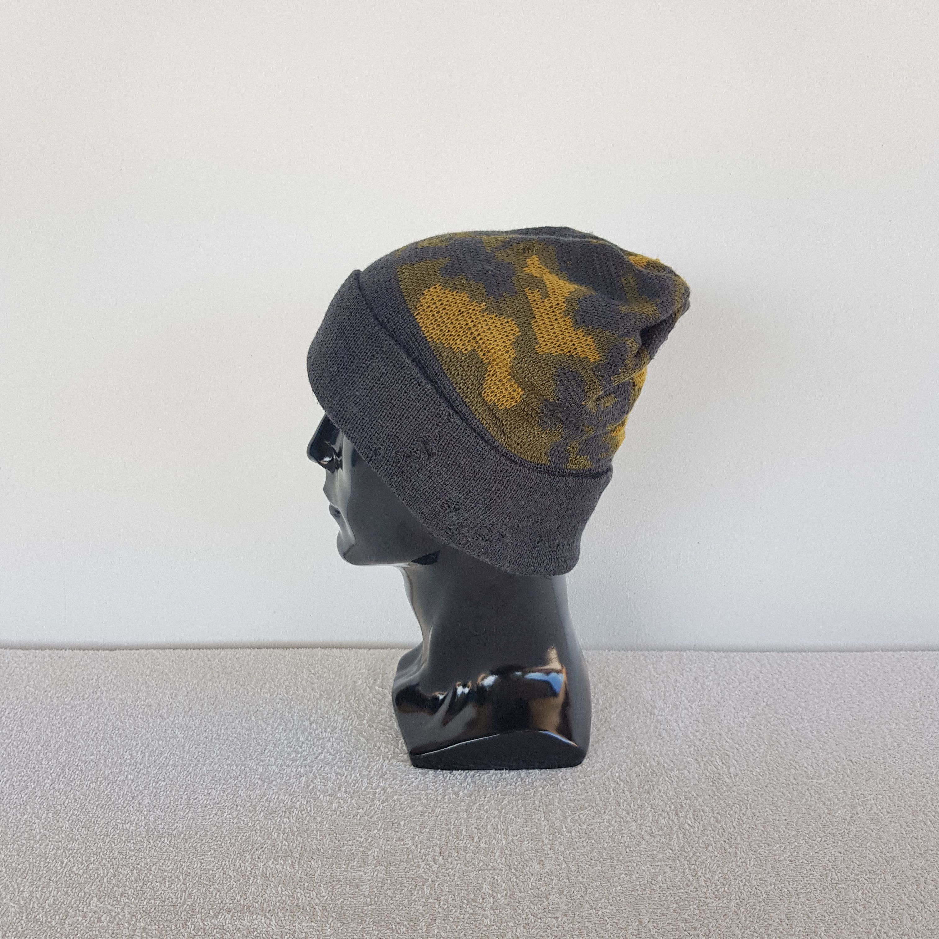 Vintage Vintage Artwork Japanese Beanie Isle Ribbed Snow Caps Hats. Size ONE SIZE - 5 Thumbnail