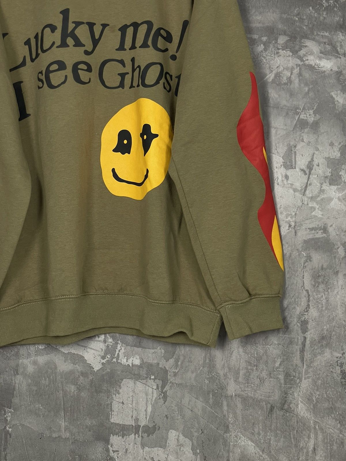 Rap Tees × Vintage Lucky Me I See Ghosts Smiley Face Rap Hip Hop Sweatshirt Size US L / EU 52-54 / 3 - 6 Thumbnail