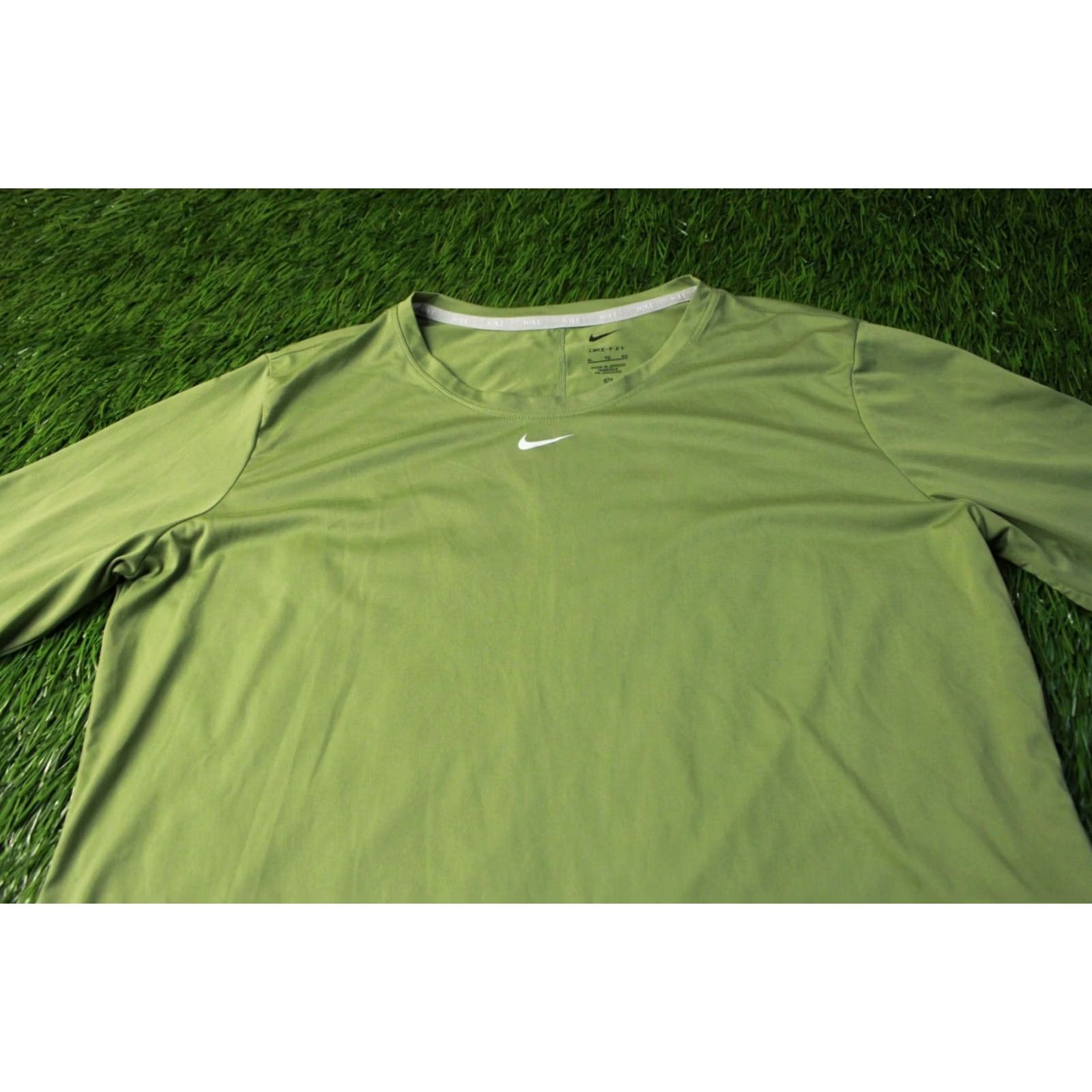 Nike NIKE Training Dri-FIT 2022 ORIGINAL RUN Shirt Jersey Tee XL Women Olive Long Sleeve Solid Run Womens Size XL / US 12-14 / IT 48-50 - 2 Thumbnail