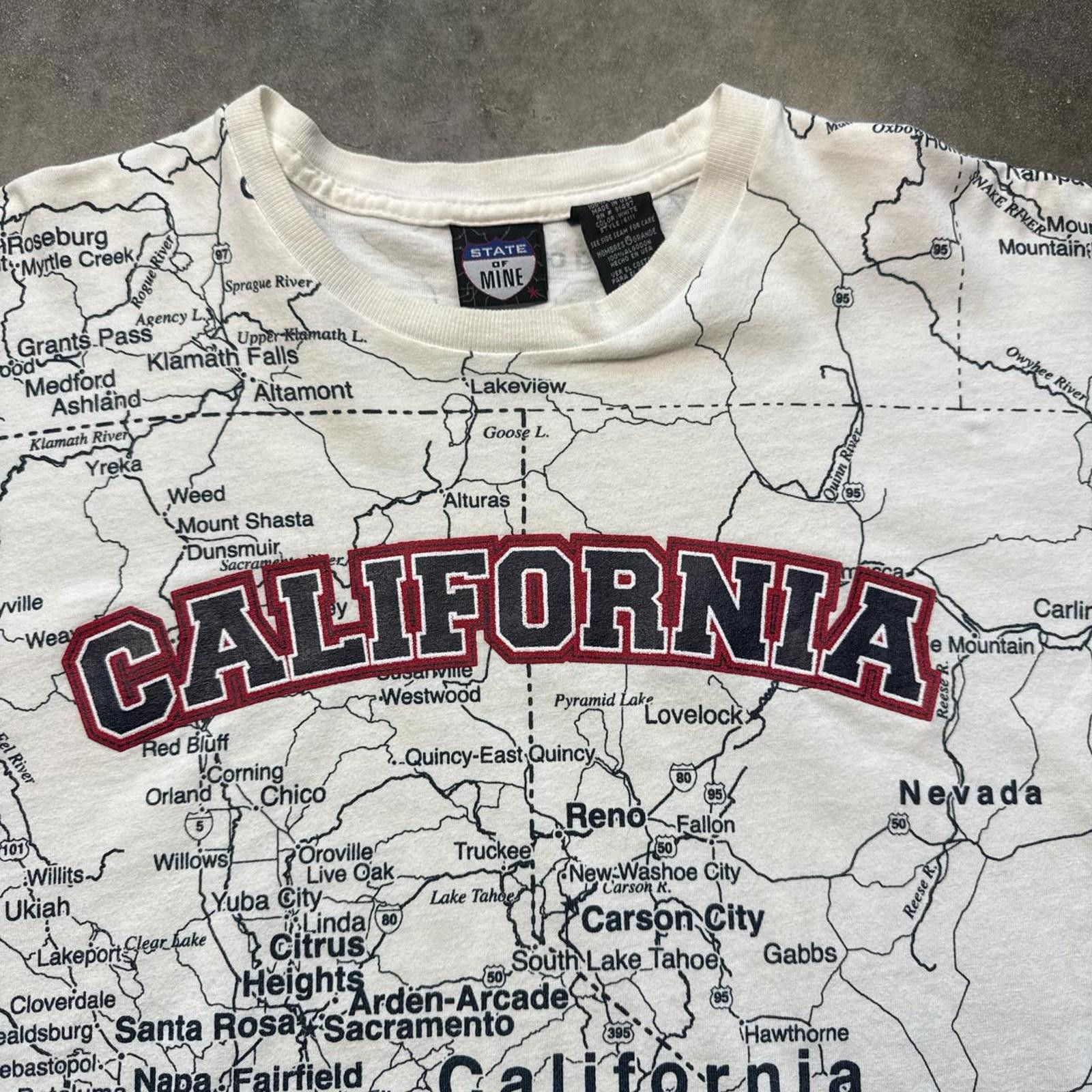 Other California Map Vintage All Over Print Graphic T-Shirt Size US L / EU 52-54 / 3 - 4 Thumbnail