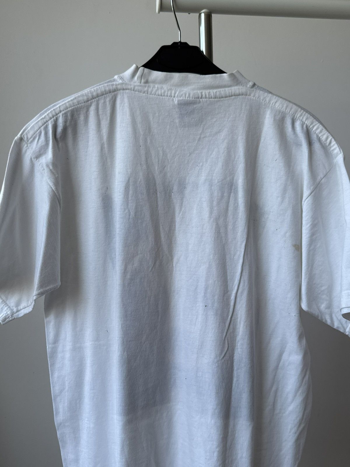 Vintage Vintage Tarzan "To Catch The Wind" Movie T-shirt Size US S / EU 44-46 / 1 - 5 Thumbnail