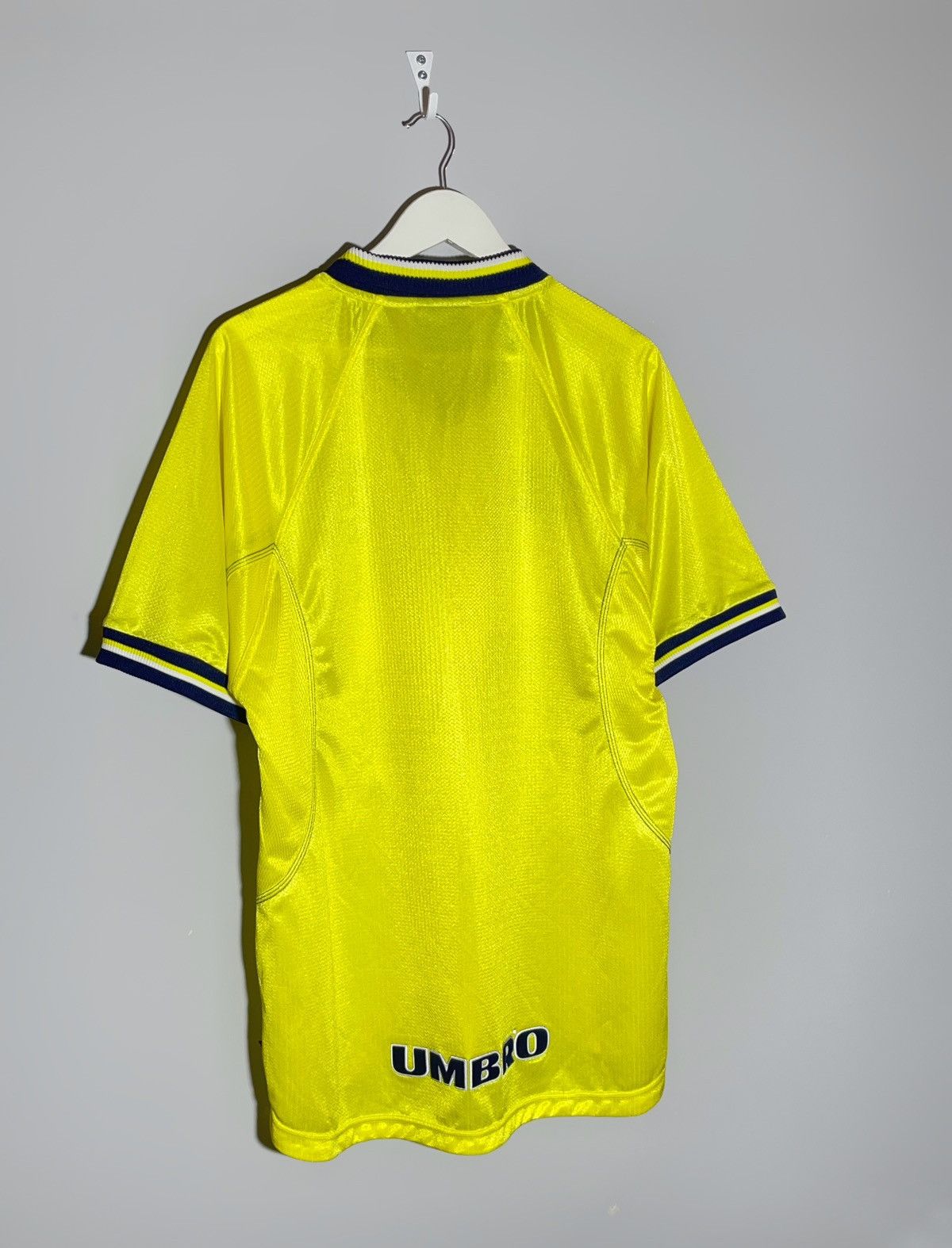 Umbro × Vintage Everton Umbro 1998/99 Vintage Third Y2k Football Shirt Size US L / EU 52-54 / 3 - 9 Thumbnail