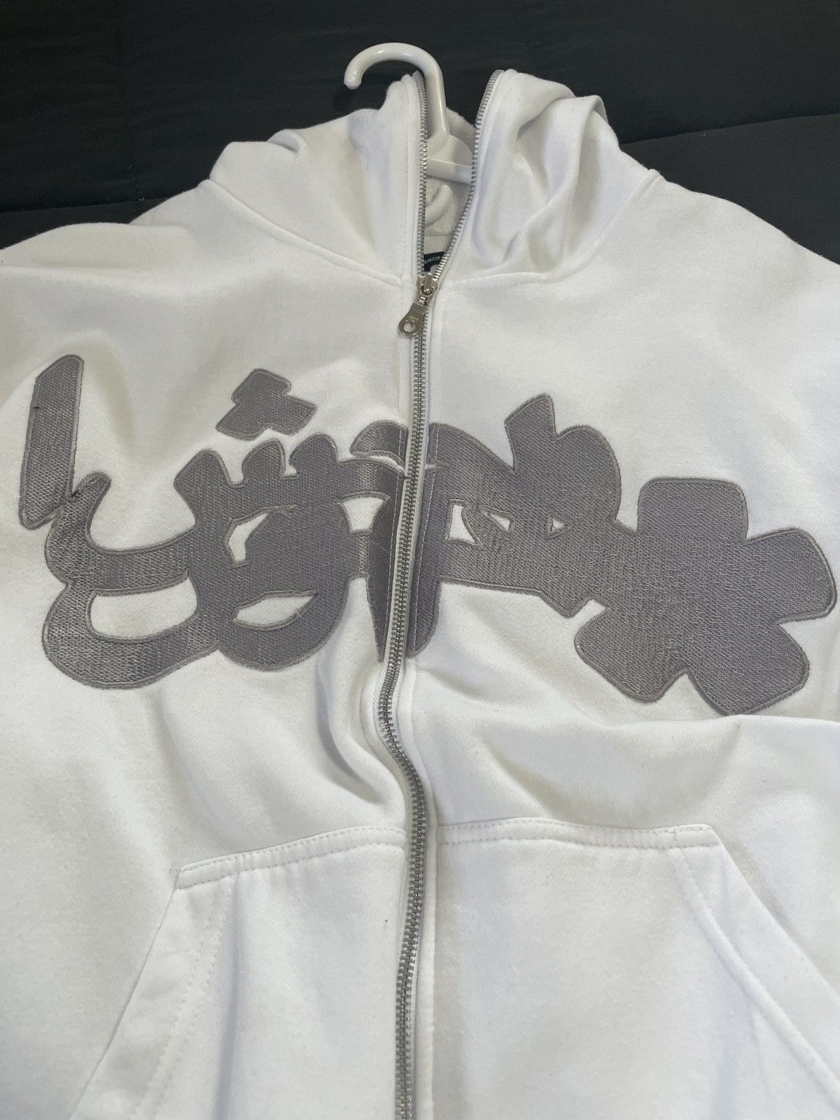 Highest Tendencies Highest Tendencies Arabic Full Zip White Size US M / EU 48-50 / 2 - 2 Thumbnail