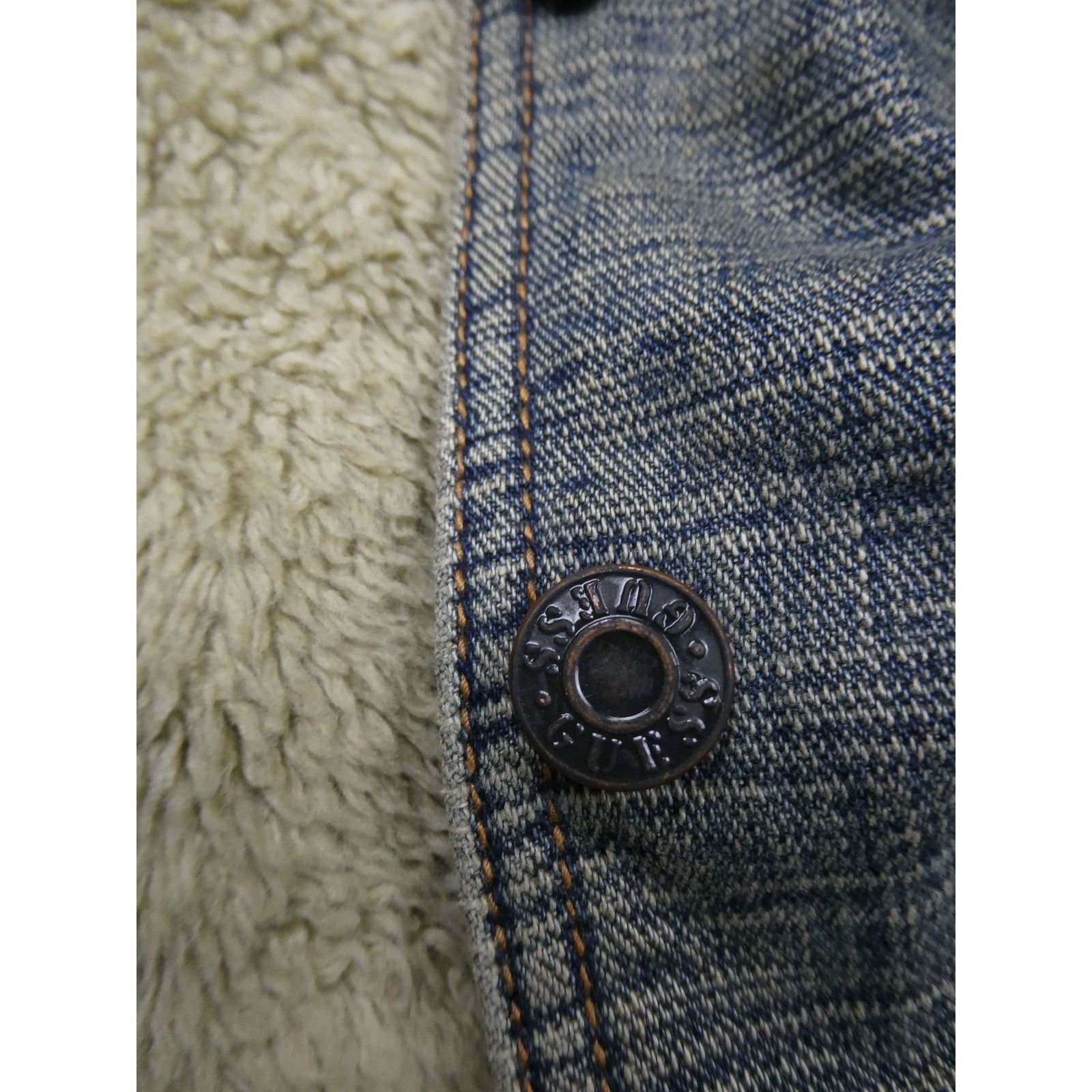 Guess women's 90s vintage Guess denim sherpa jacket, small Size S / US 4 / IT 40 - 4 Thumbnail