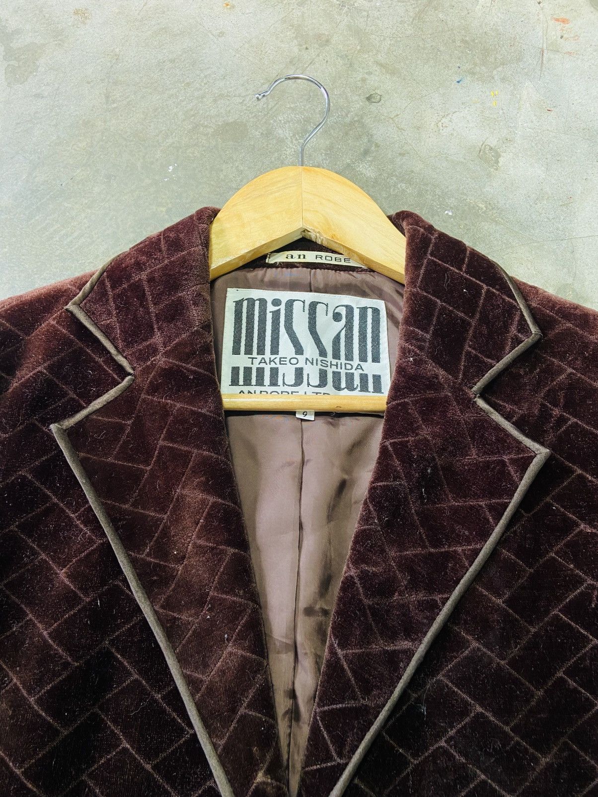 Japanese Brand Takeo Nishida Velvet Blazer Size S / US 4 / IT 40 - 10 Thumbnail