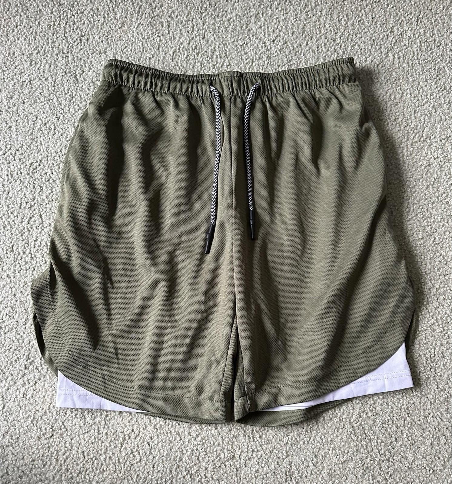 The Unbranded Brand Men’s Green Athletic Shorts, Liner & Inner Phone Pocket Size US 32 / EU 48 - 1 Thumbnail