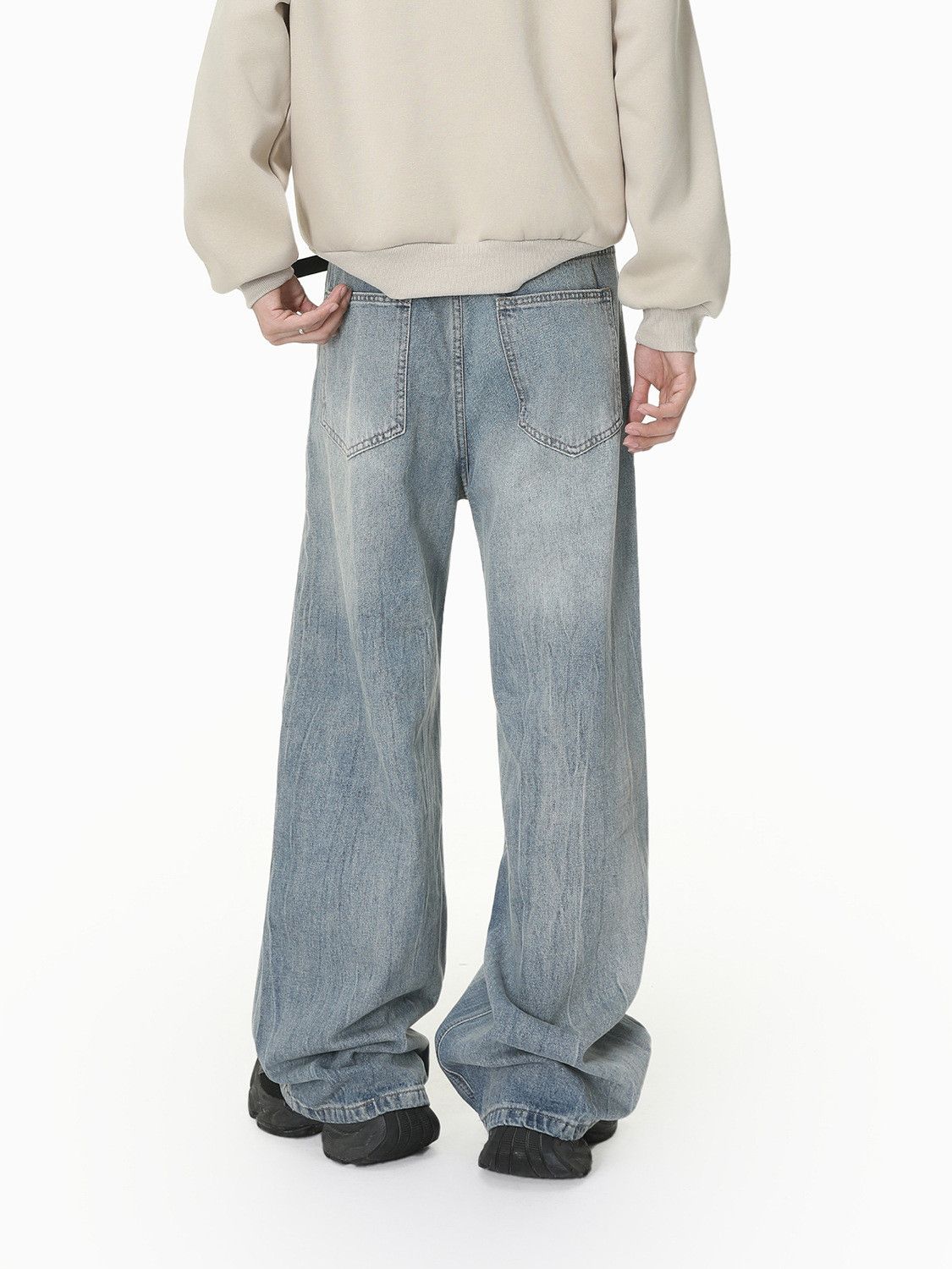 Vintage Men's Japanese Distressed Light Blue Washed Denim Jeans Size US 32 / EU 48 - 4 Thumbnail