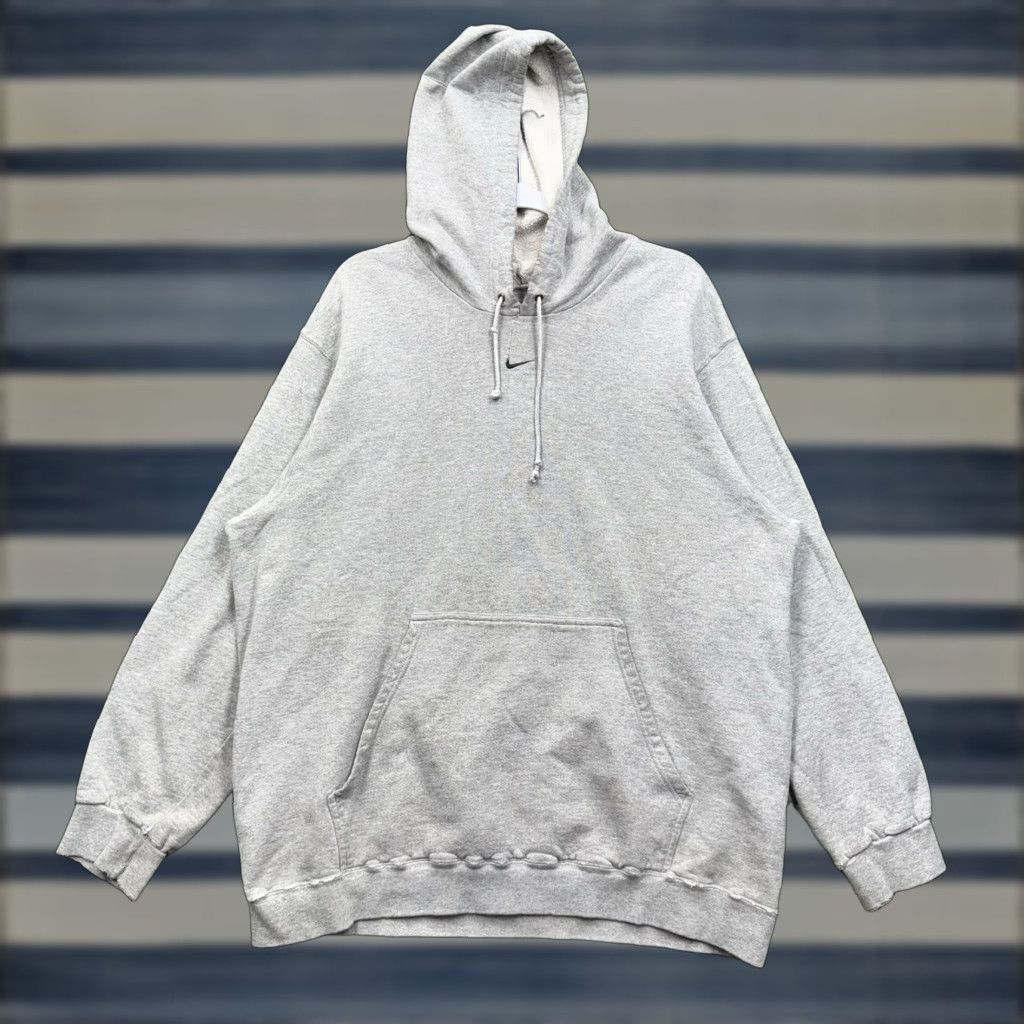 Nike VINTAGE Nike Hoodie Mens XL Gray 90s y2k Travis Scott Center Swoosh Hooded Boxy Pullover Sweatshirt Size US XL / EU 56 / 4 - 1 Thumbnail