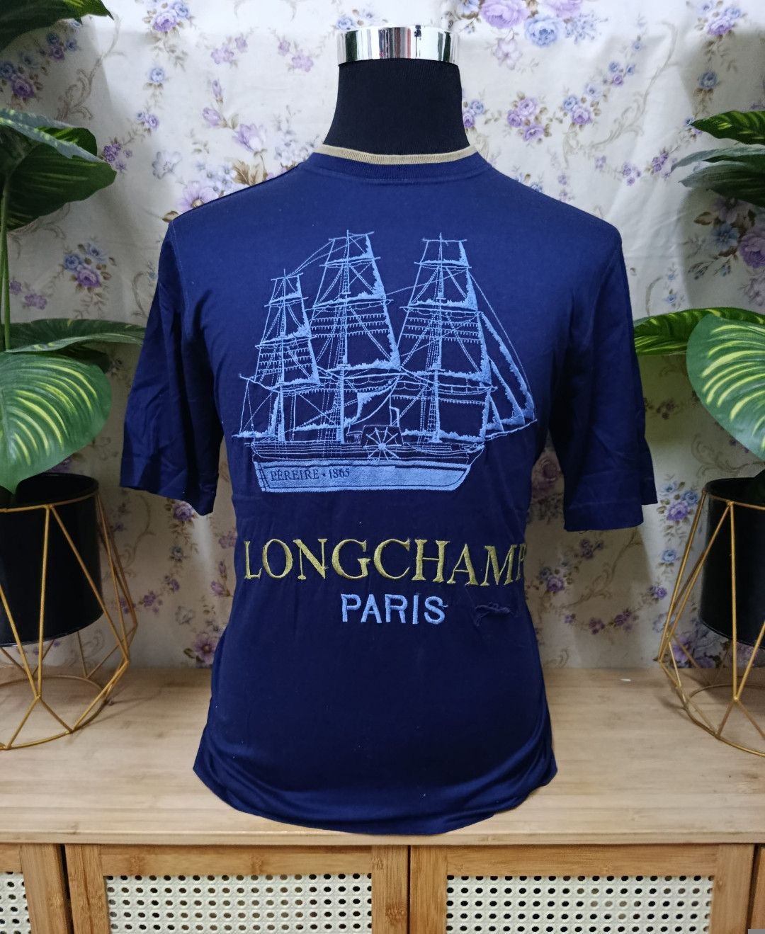 Longchamp Vtg Longchamp Paris Embroidered T-shirt Size US M / EU 48-50 / 2 - 1 Thumbnail