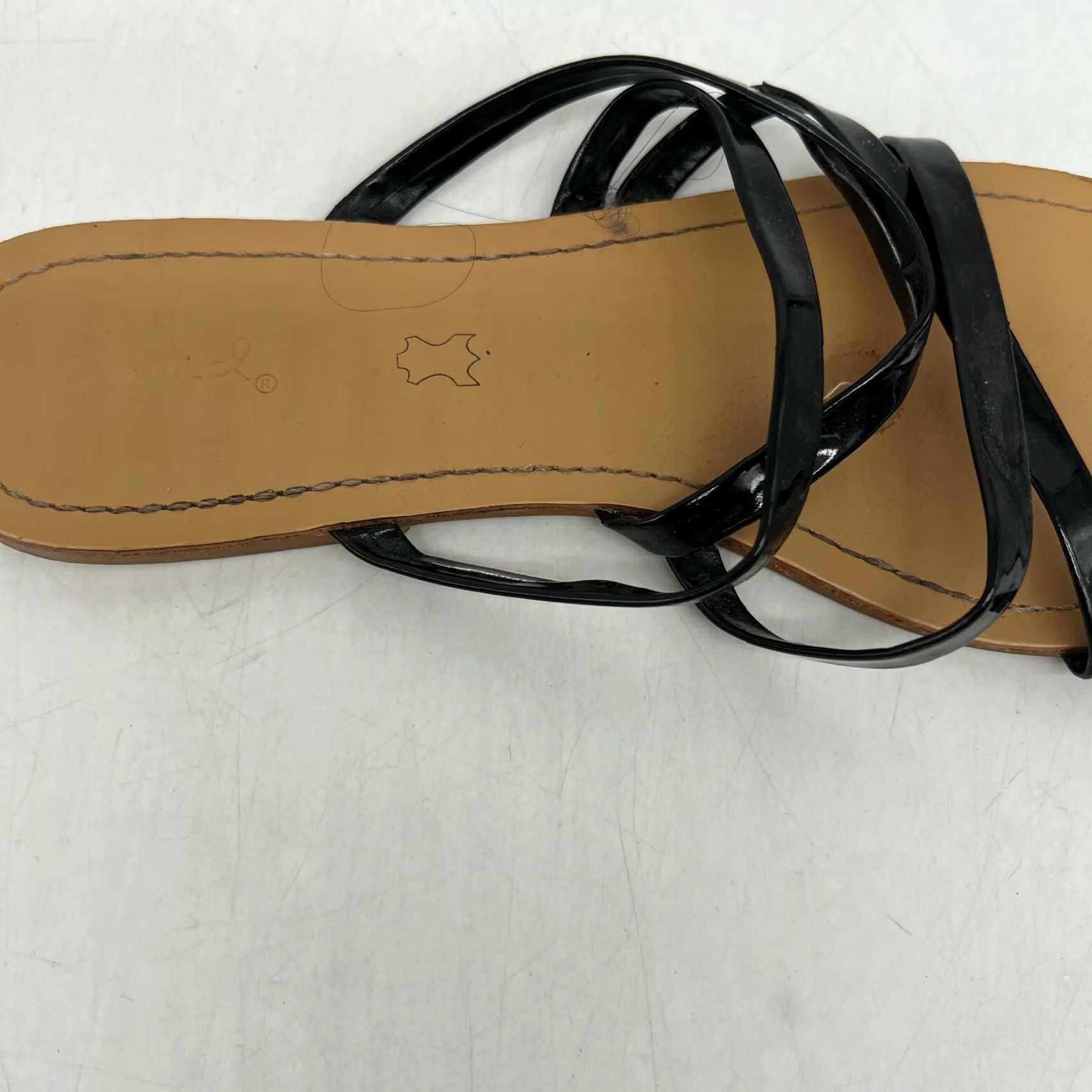 Vintage Qupid Women's Flat Slip On Casual Black Leather Sandals Size 8 Strappy Toe Ring Sandals Black Womens Size US 8 / IT 38 - 5 Thumbnail