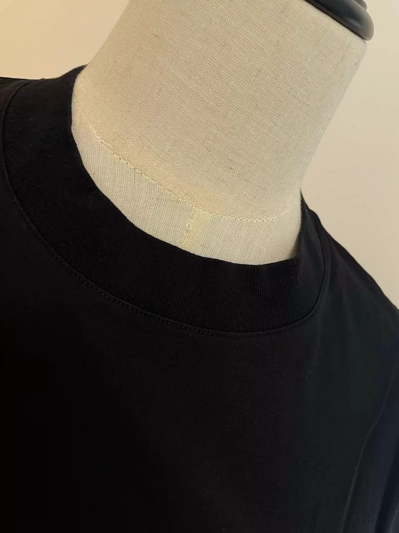 Givenchy Givenchy Destroyed Letter Logo Printed Round Neck T-Shirt Size US S / EU 44-46 / 1 - 2 Thumbnail