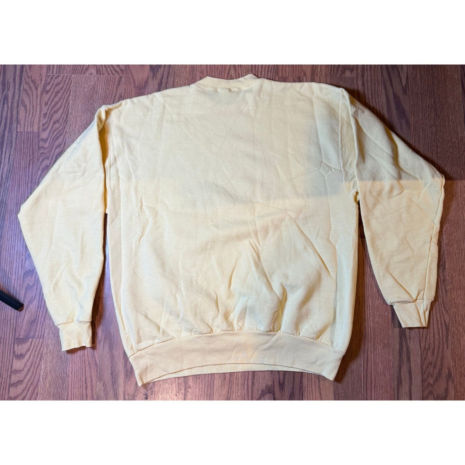 Hanes Aguilar, Colorado Yellow Hanes Crew Size Large Size US L / EU 52-54 / 3 - 3 Thumbnail