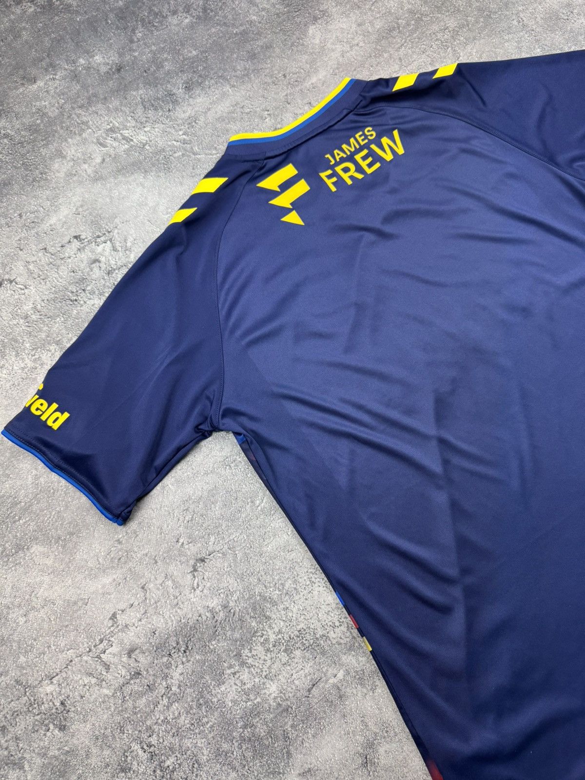 Hummel Kilmarnock FC 2021-22 Hummel Jersey James Frew Adult Size L Size US L / EU 52-54 / 3 - 12 Thumbnail