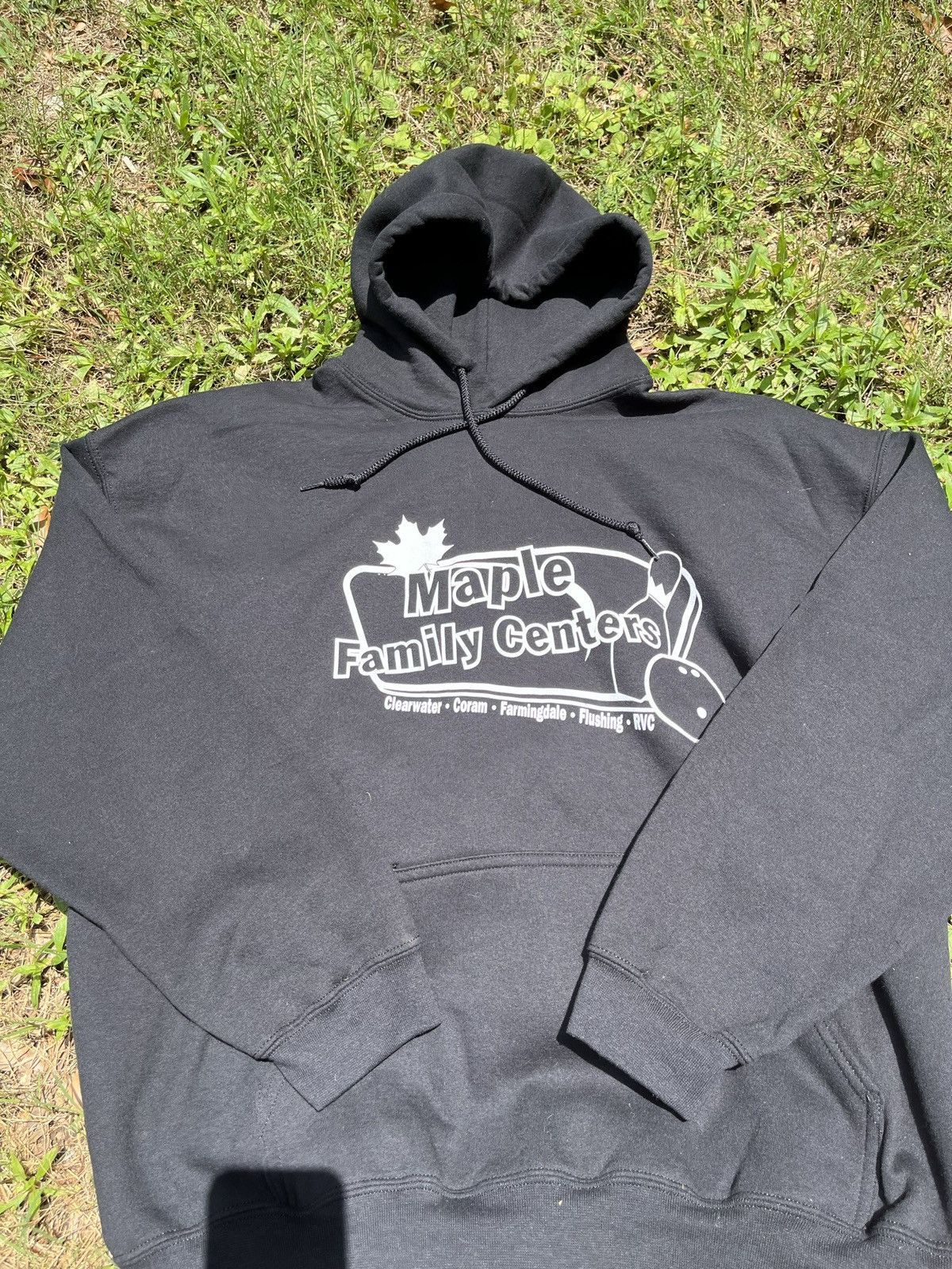 Vintage Vintage Maple Family Centers Hoodie Size US XL / EU 56 / 4 - 2 Thumbnail